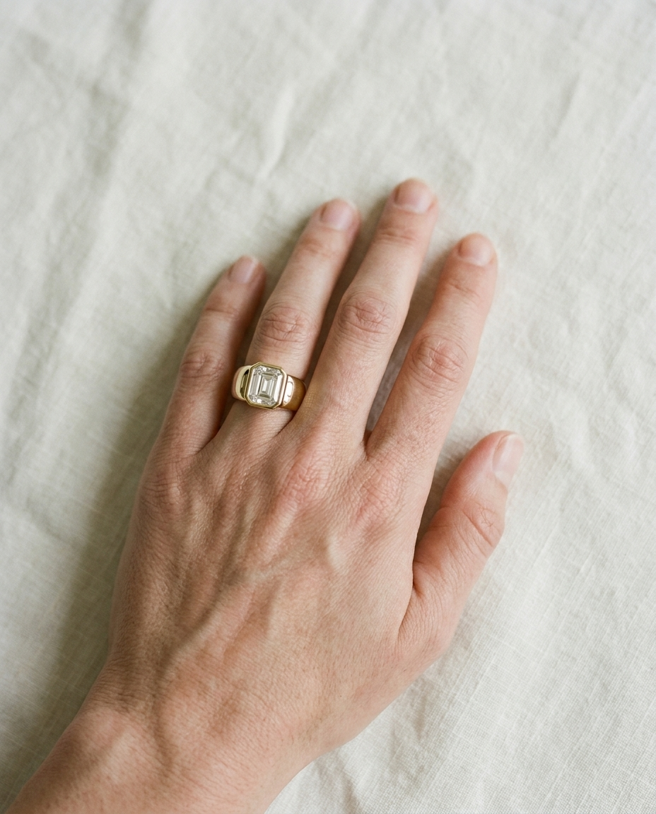 18K Yellow Gold band of The Remi emerald engagement ring setting | RockHer