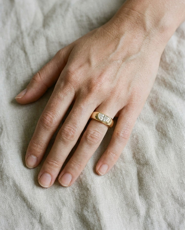 The Remi — Bezel-Set Cigar Band Half Cut in 18K Yellow Gold