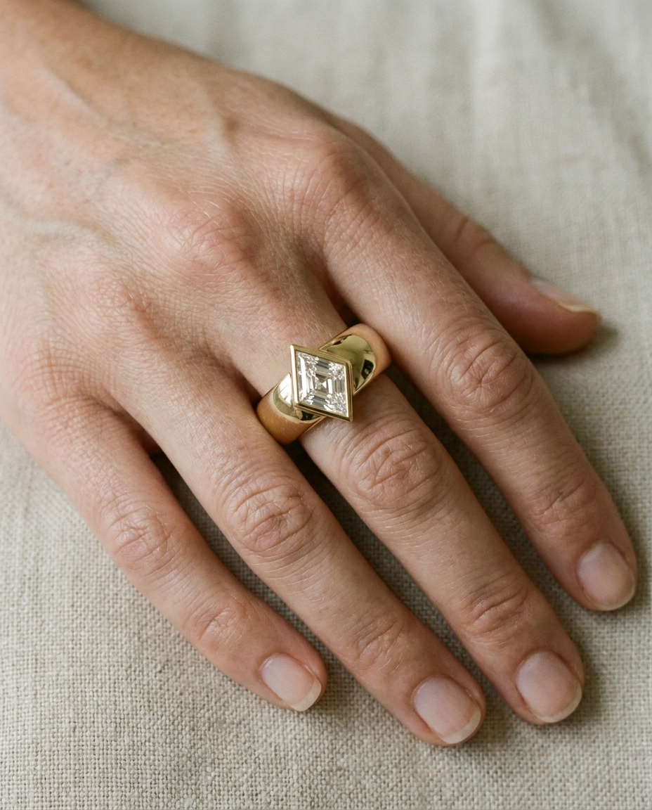 18K Yellow Gold band of The Remi kite engagement ring setting | RockHer