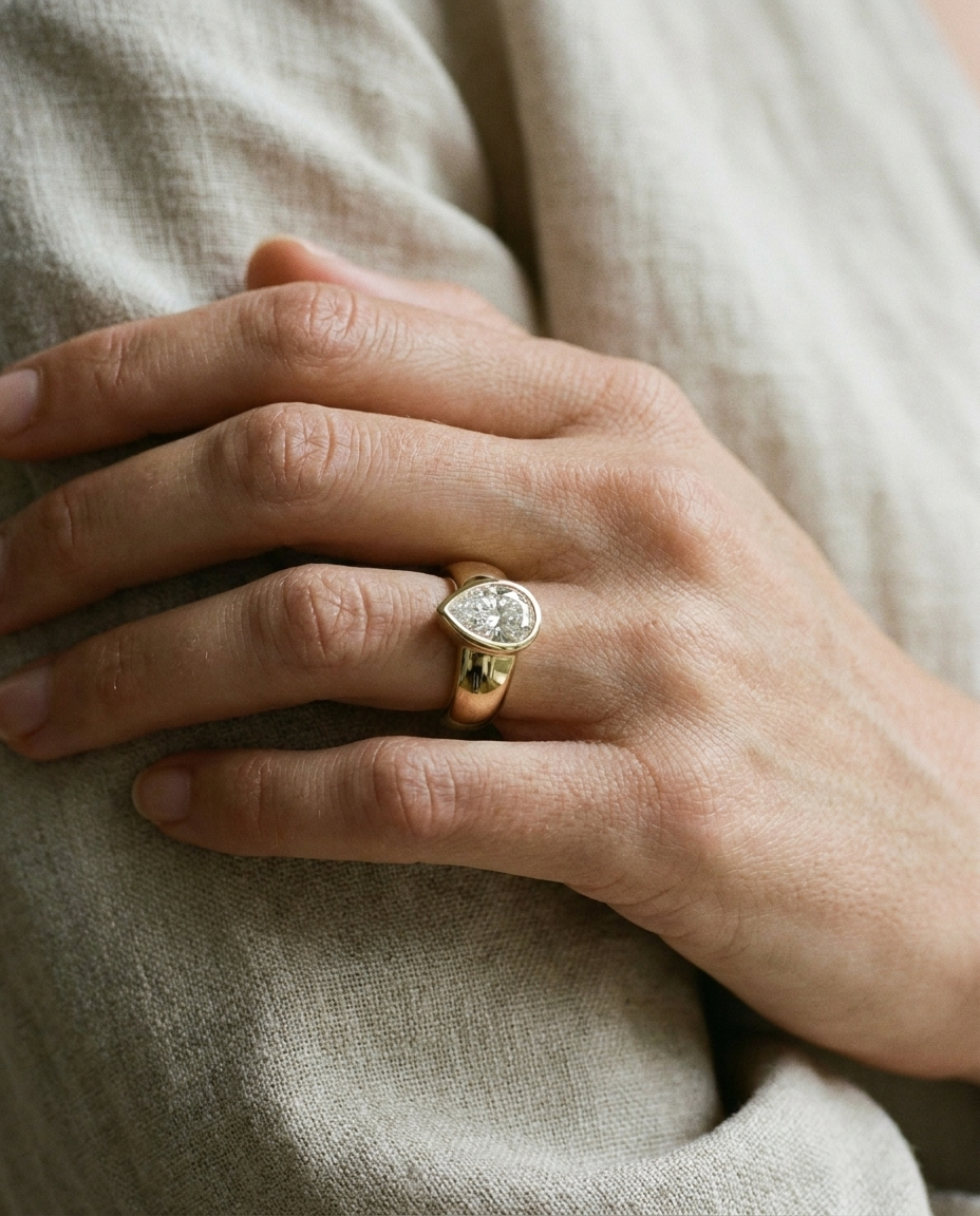 18K Yellow Gold band of The Remi pear engagement ring setting | RockHer