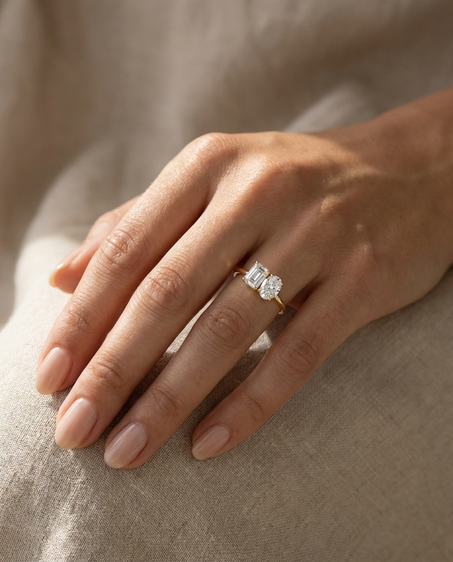 Platinum band of The Rihanna emerald engagement ring setting | RockHer
