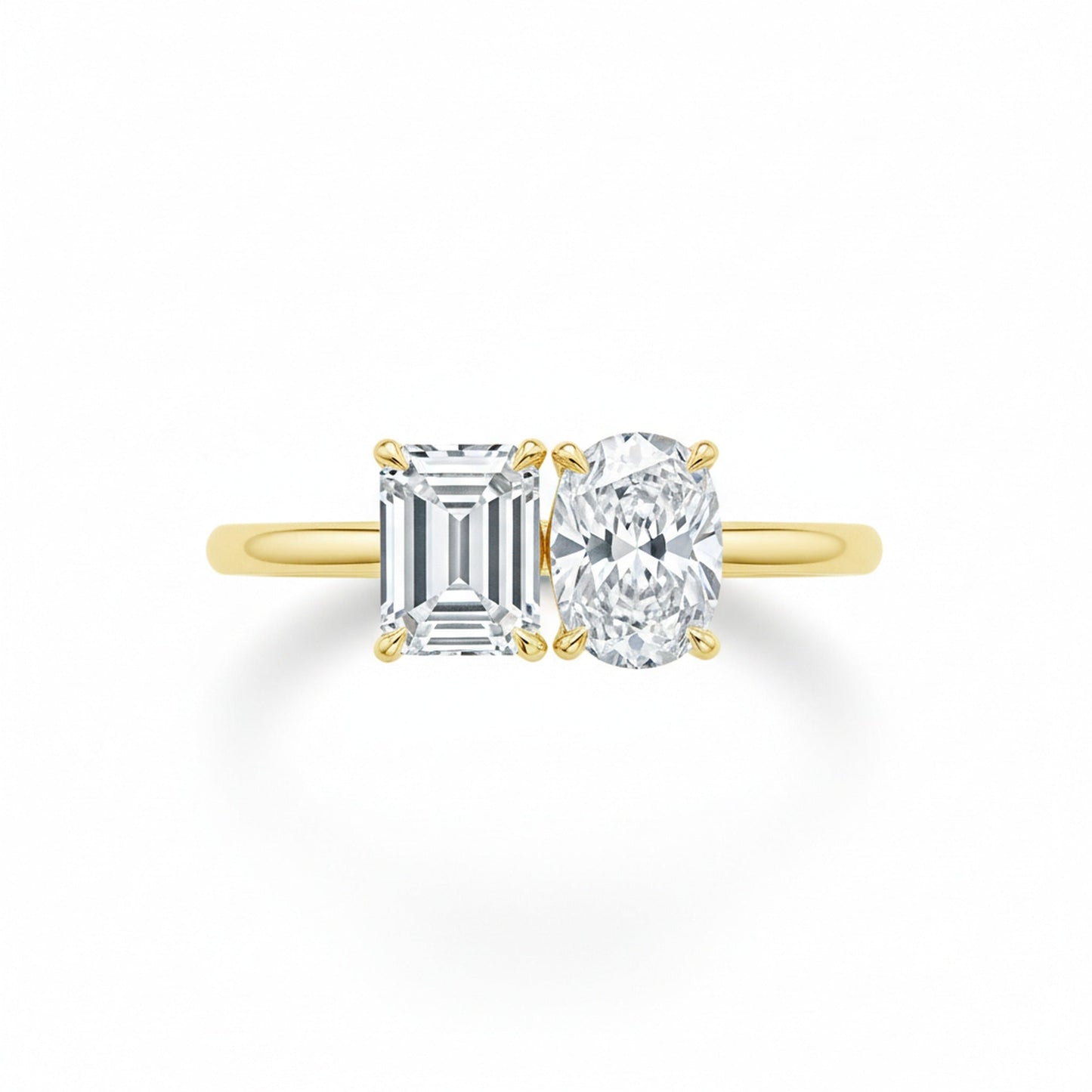Rihanna Toi et Moi Emerald & Pear engagement ring setting, yellow gold