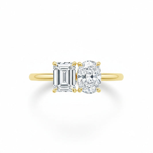 Rihanna Toi et Moi Emerald & Pear engagement ring setting, yellow gold