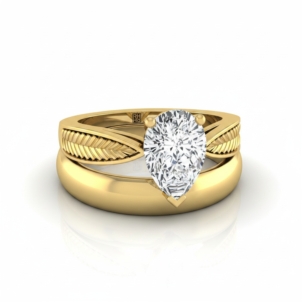 The Roberta Matching Wedding Band, Pear in 18K Yellow Gold