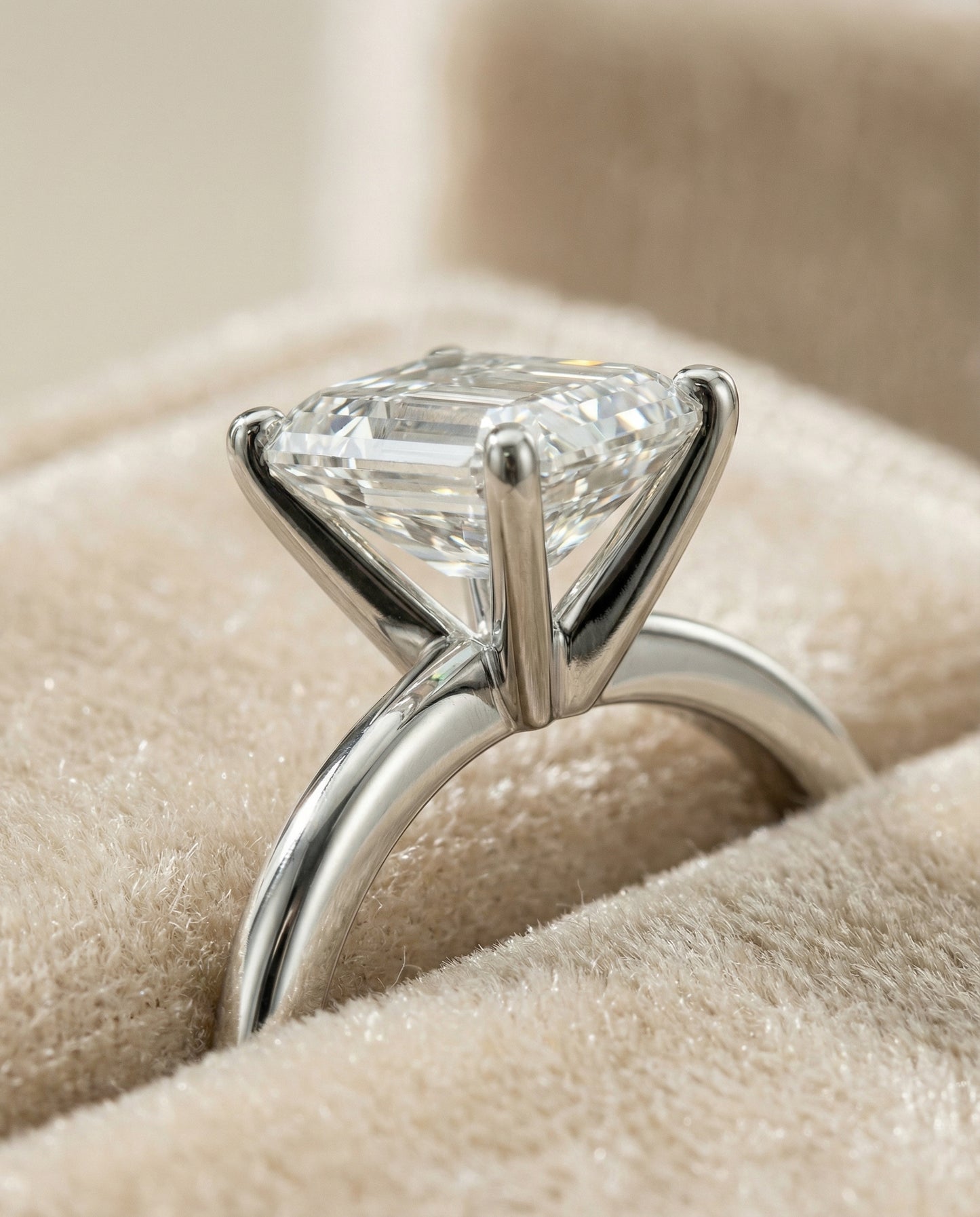 European Cut, Round Comfort Fit Claw Prong Solitaire Emerald, in Platinum – detail view | RockHer