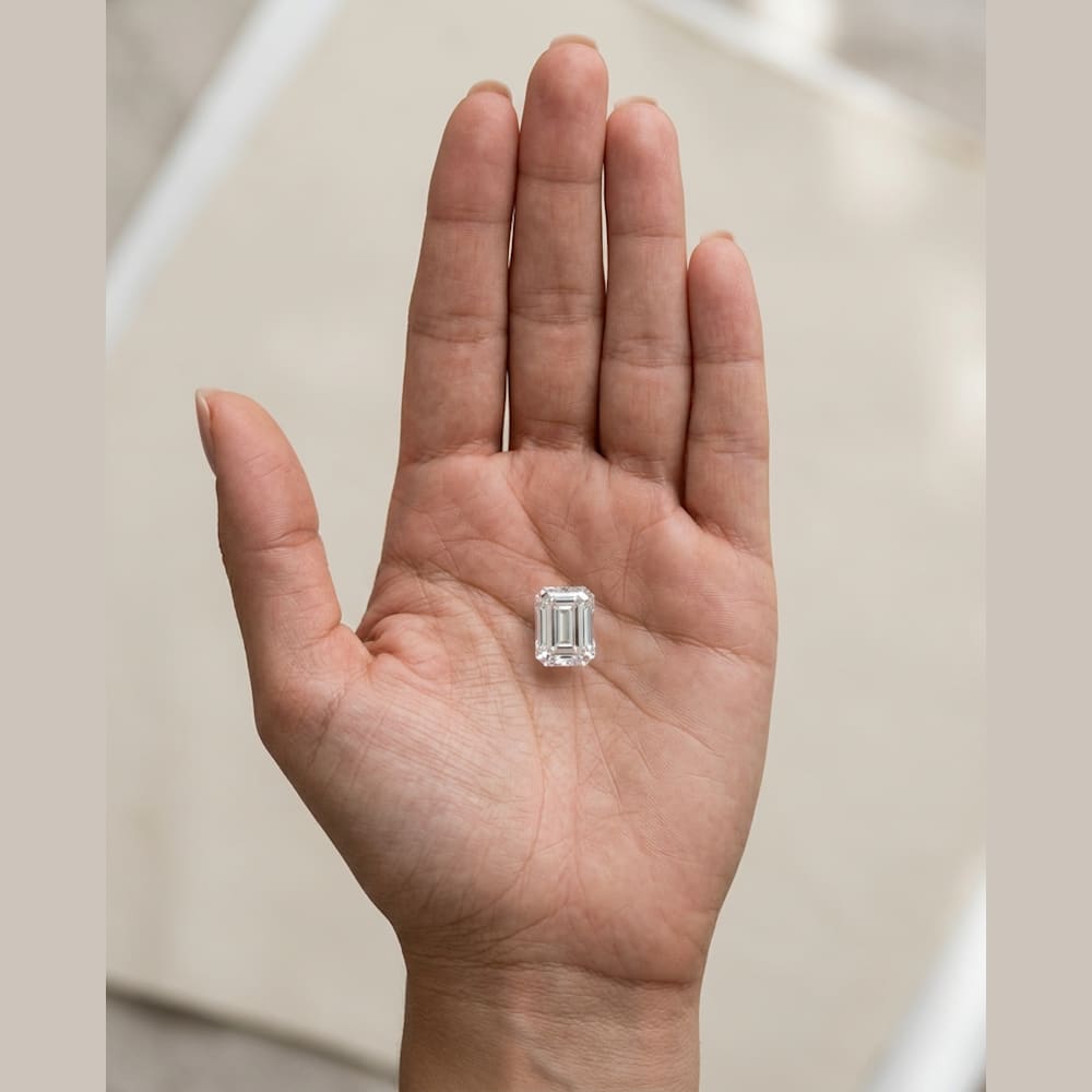 1 Carat Emerald Lab Grown Diamond, true-scale on open palm