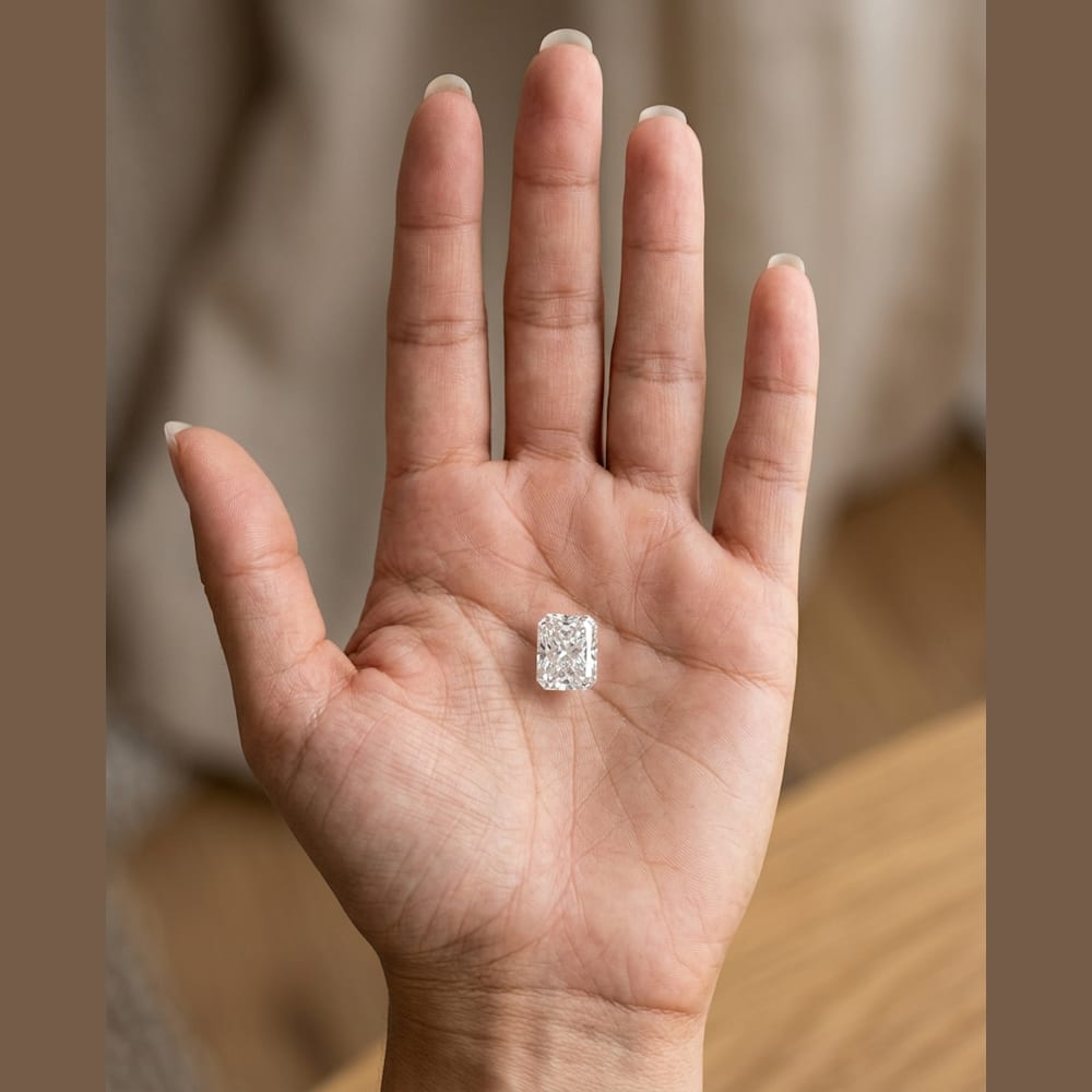 1 Carat Radiant Lab Grown Diamond, true-scale on open palm