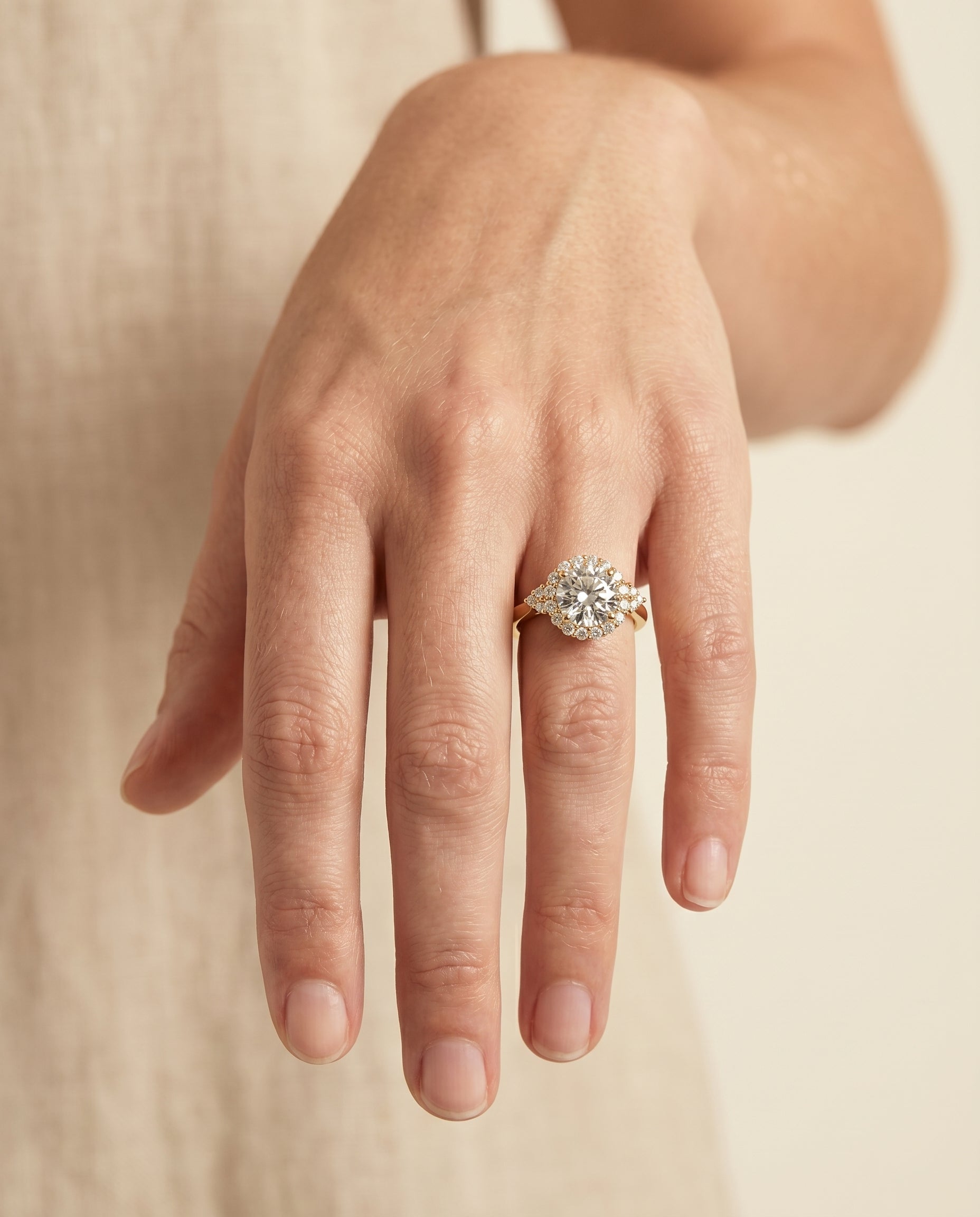 The Kai setting for round diamonds, made to order in 18K Yellow Gold | RockHer