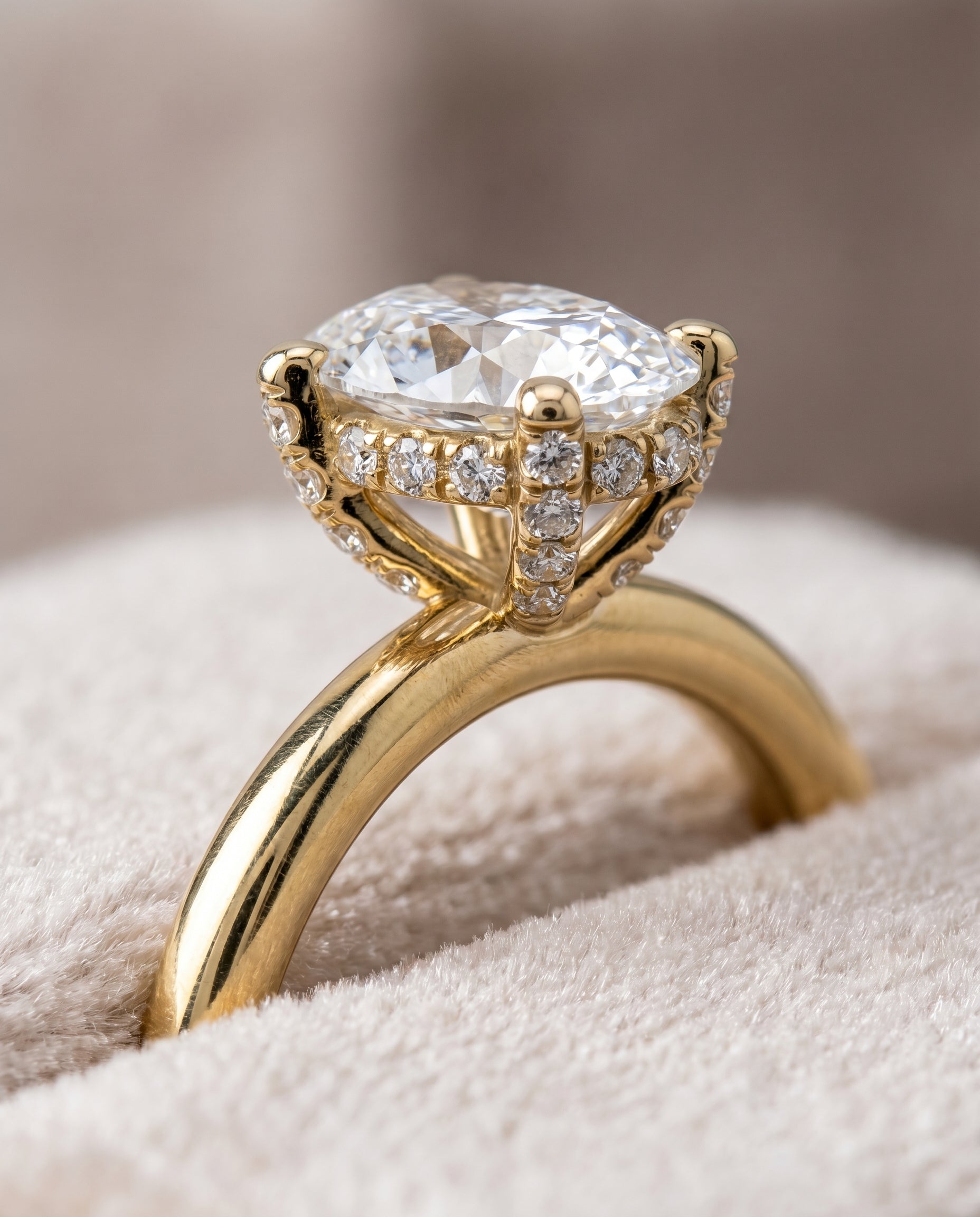 18K Yellow Gold band of The Lana oval engagement ring setting | RockHer