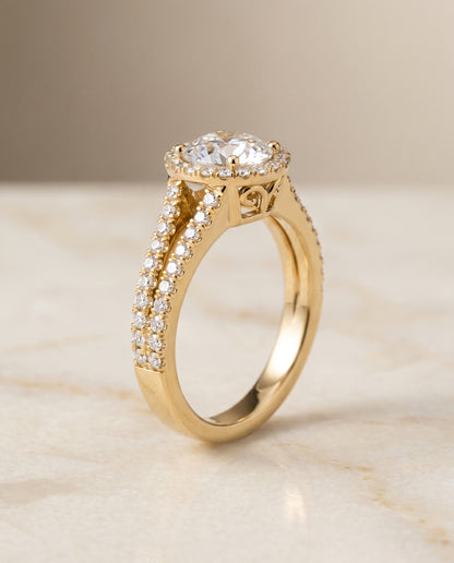 Round Brilliant, Split Shank Pavé Halo Round, in 18K Yellow Gold, pave setting – front view | RockHer