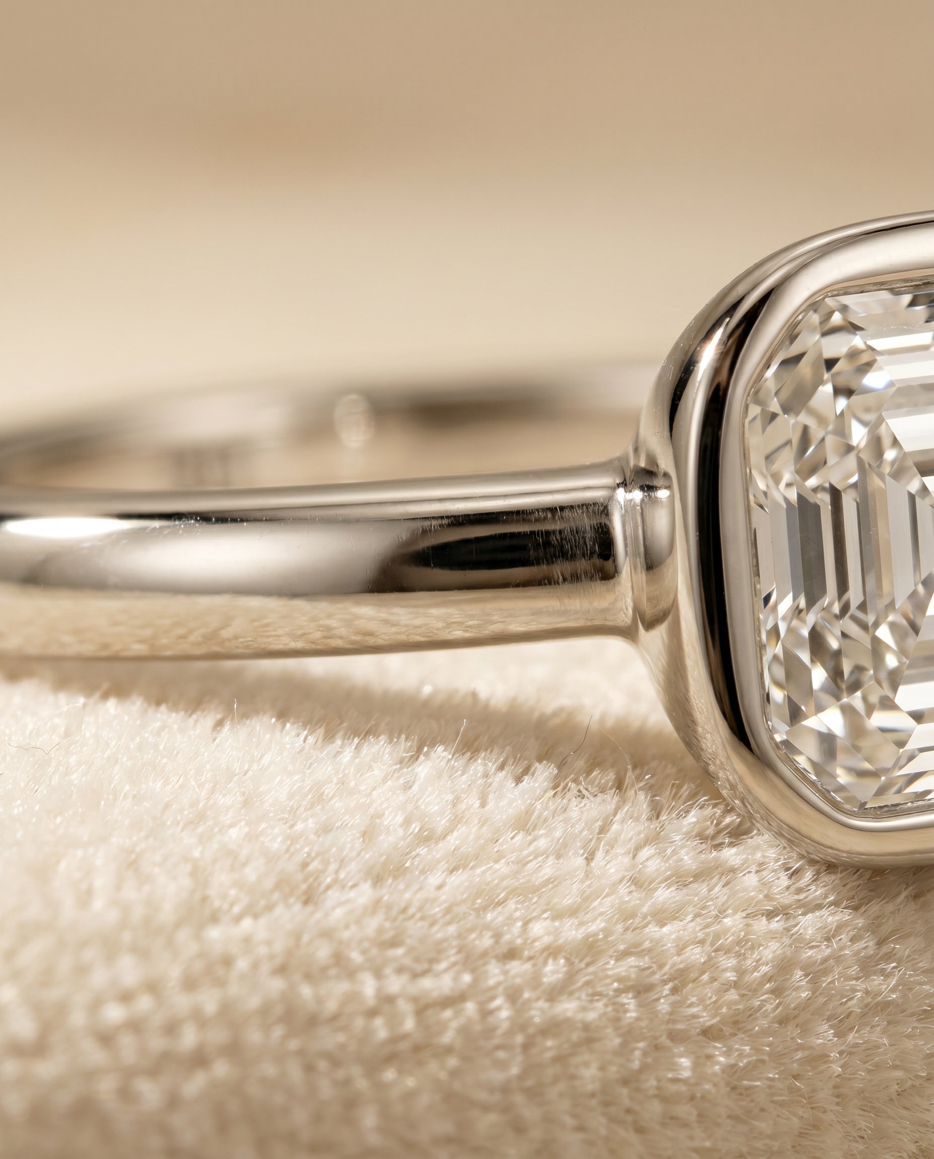 Platinum band of The Agnes asscher engagement ring setting | RockHer