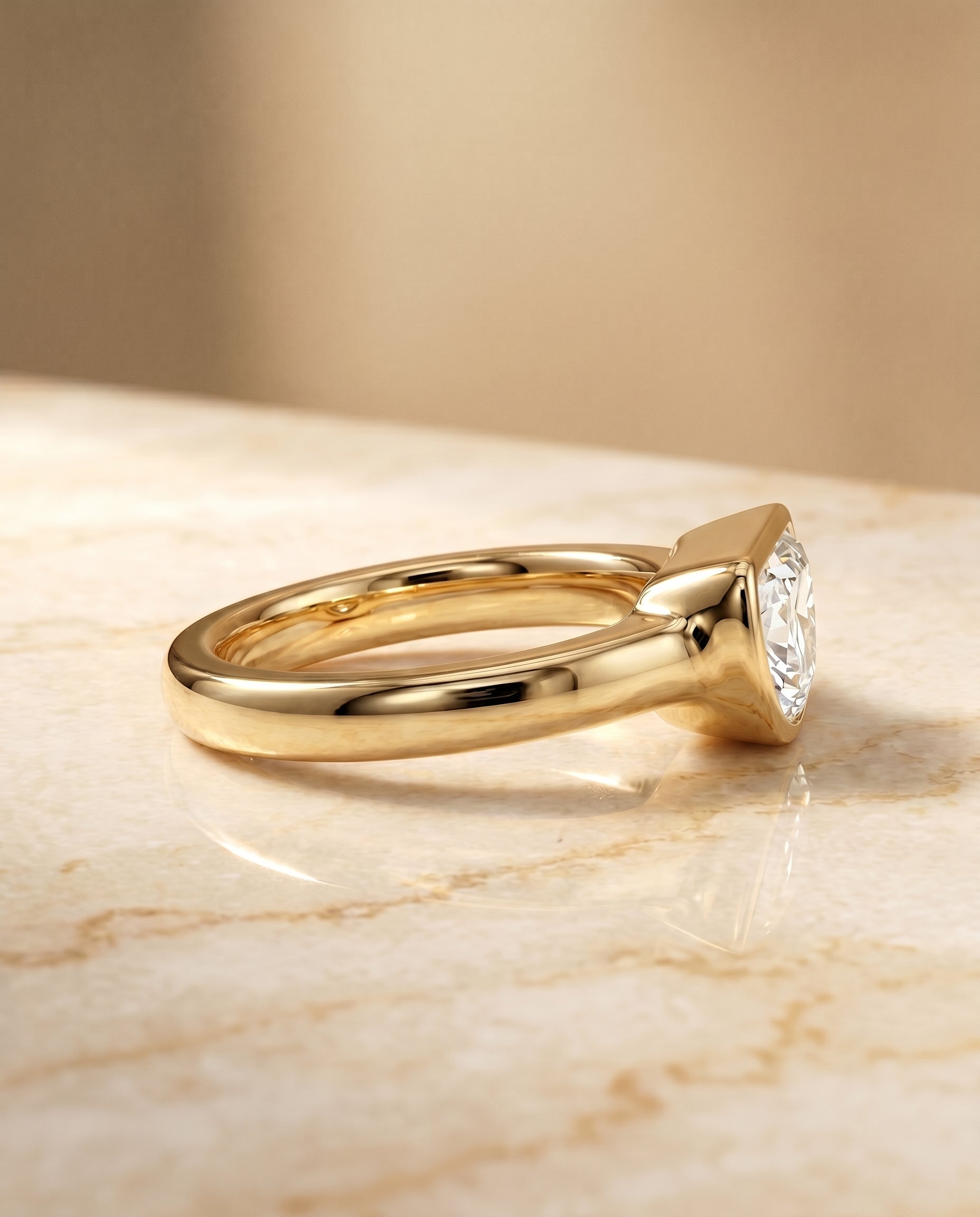 The Agnes setting for diamond diamonds, made to order in 18K Yellow Gold | RockHer