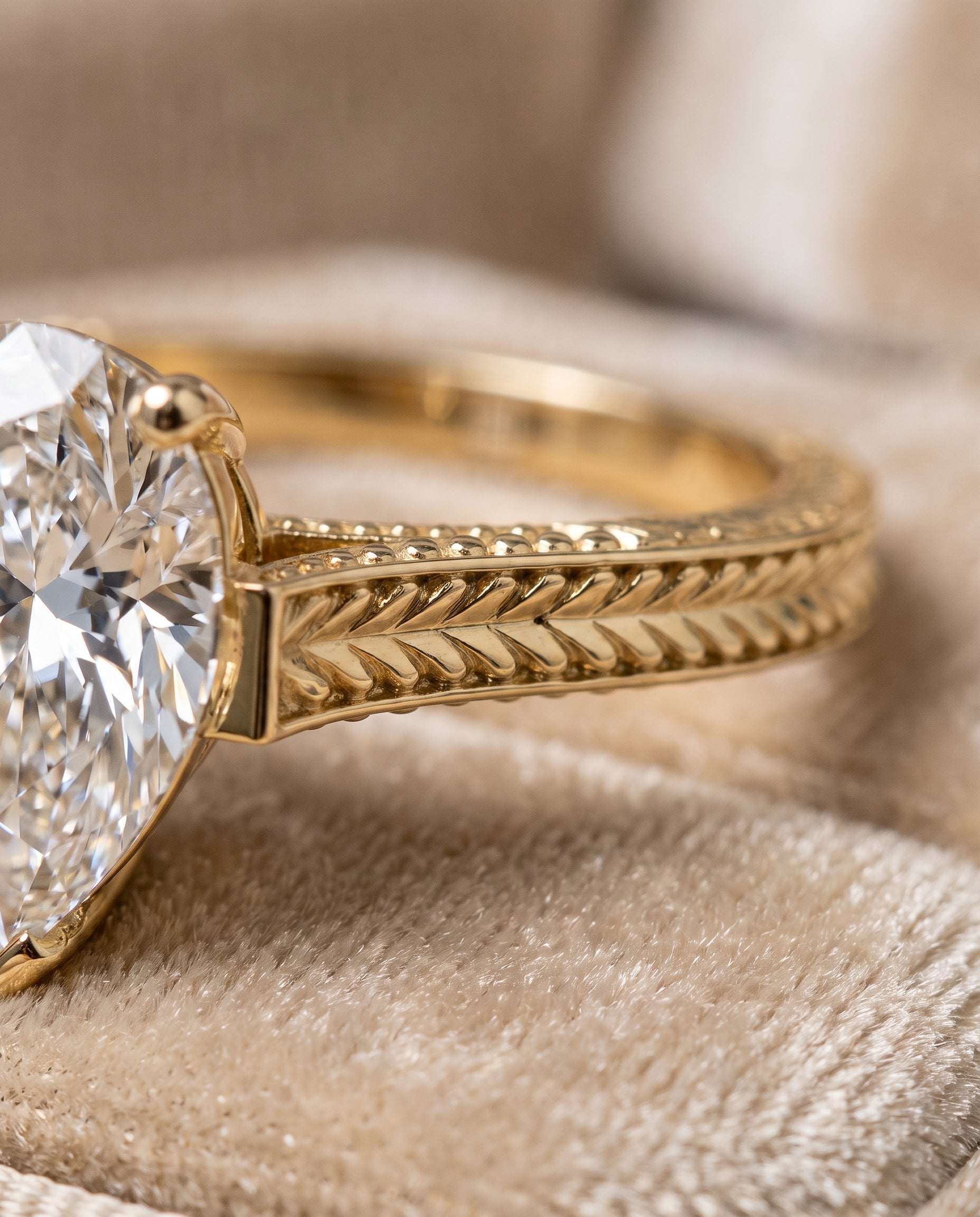 18K Yellow Gold band of The Aida pear engagement ring setting | RockHer
