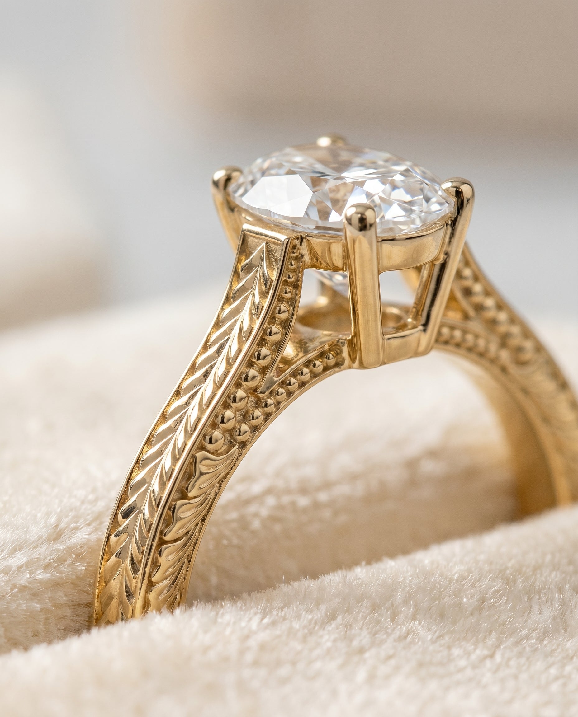 18K Yellow Gold band of The Aida oval engagement ring setting | RockHer