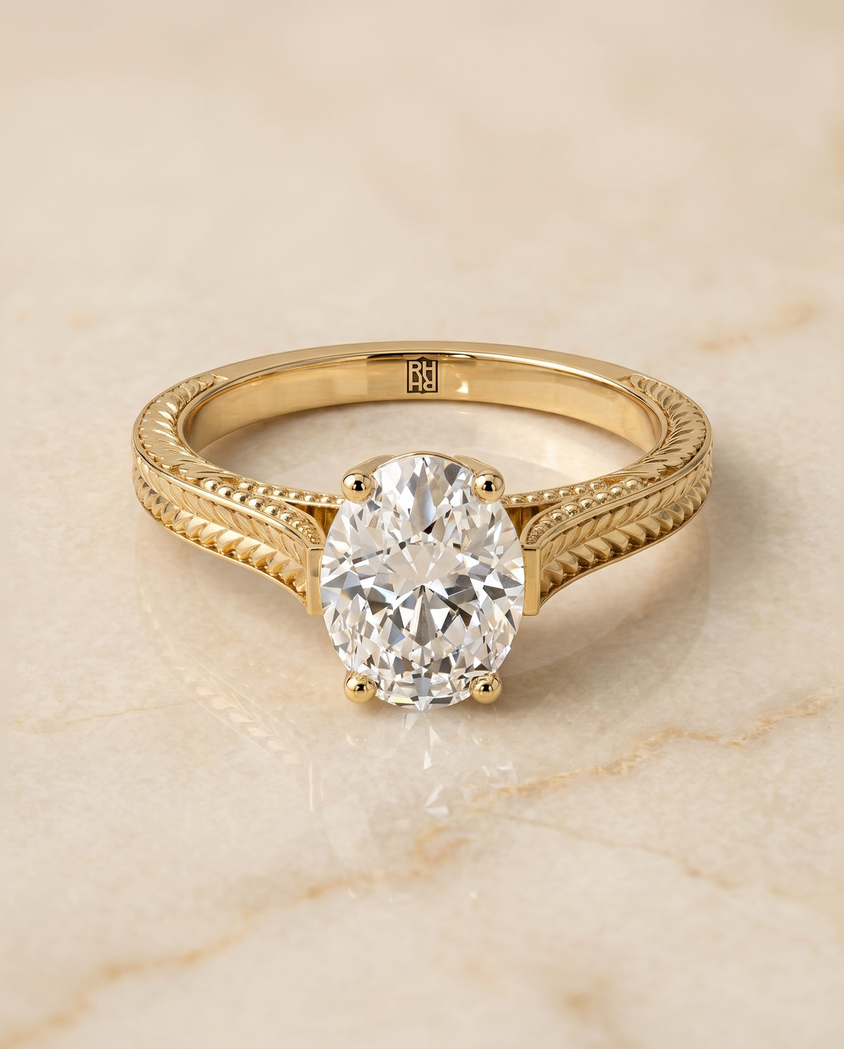 The Aida oval engagement ring setting in 18K Yellow Gold | RockHer