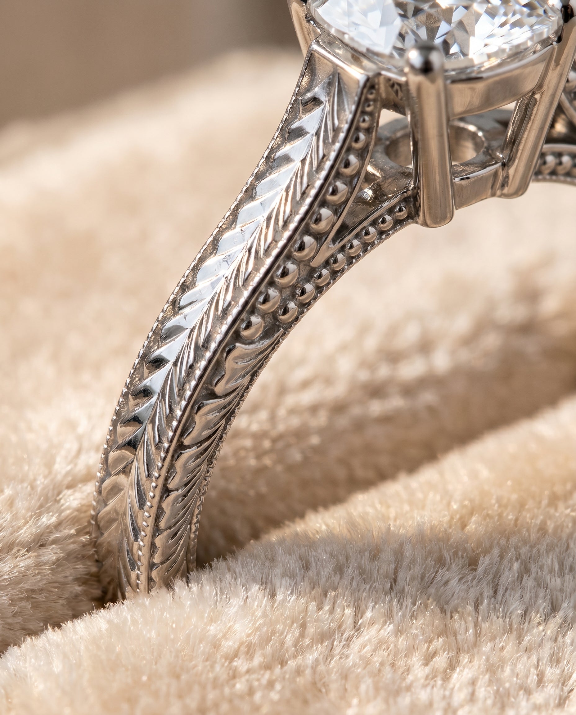 Platinum band of The Aida cushion engagement ring setting | RockHer