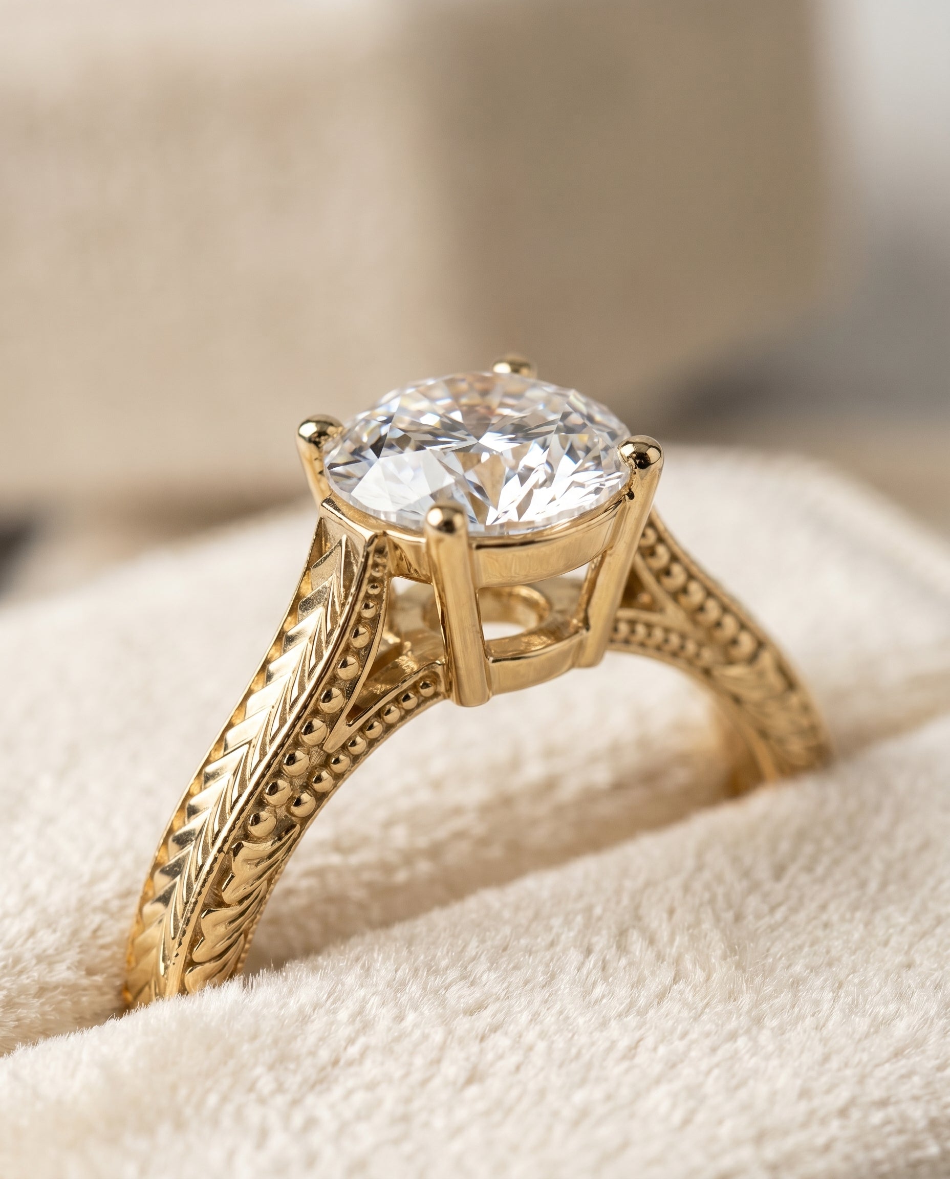 18K Yellow Gold band of The Aida round engagement ring setting | RockHer