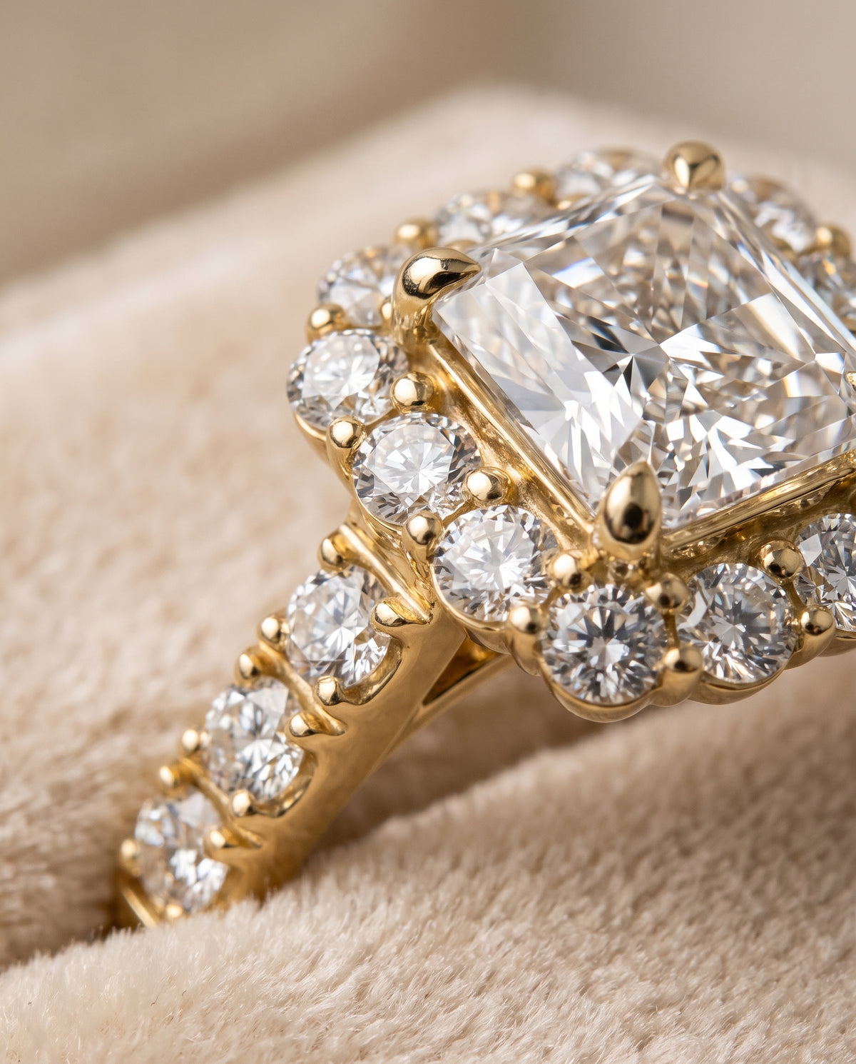 18K Yellow Gold band of The Alannah radiant engagement ring setting | RockHer