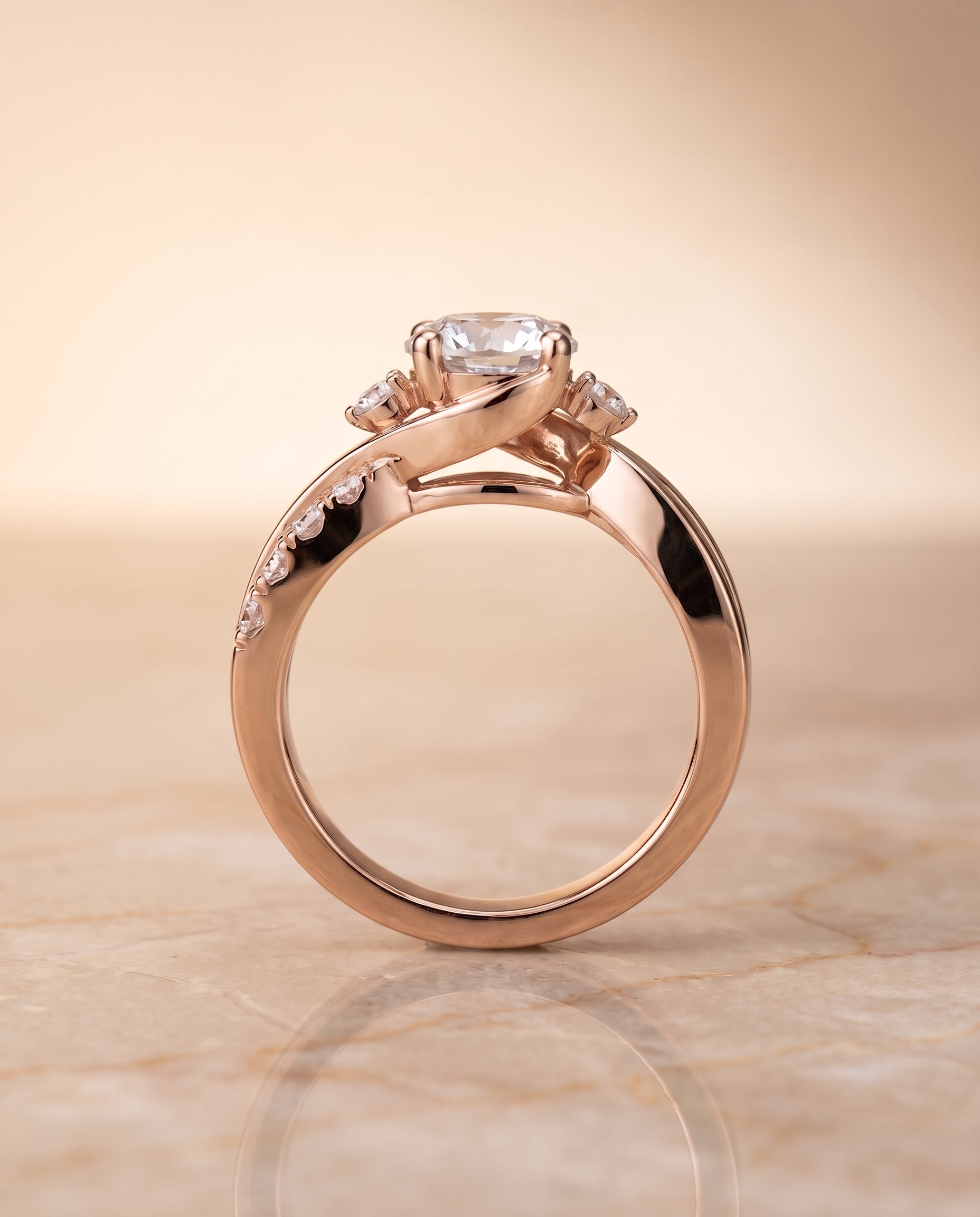 The Alice setting for round diamonds, made to order in 14K Rose Gold | RockHer