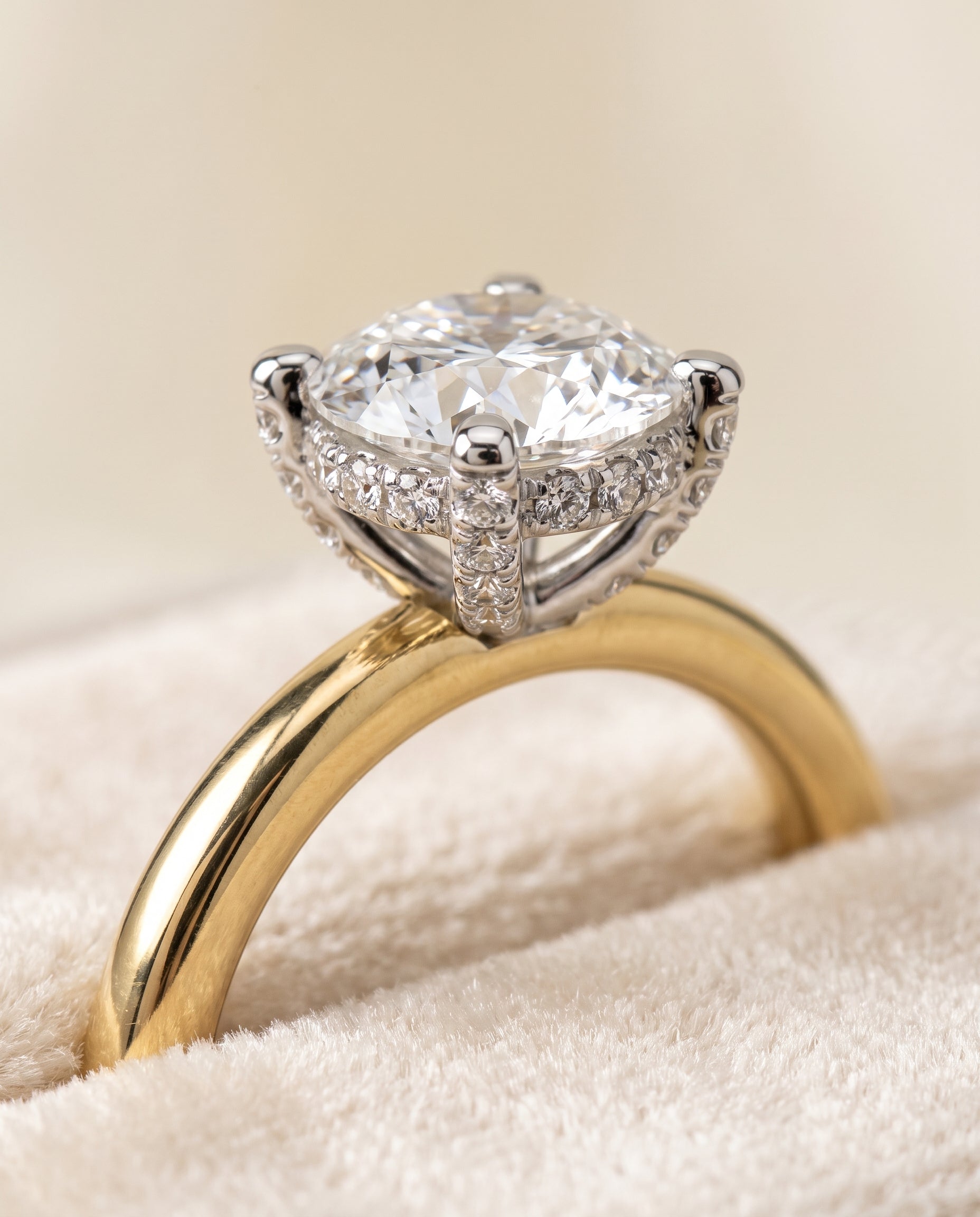 18K Yellow Gold band of The Annabelle round engagement ring setting | RockHer