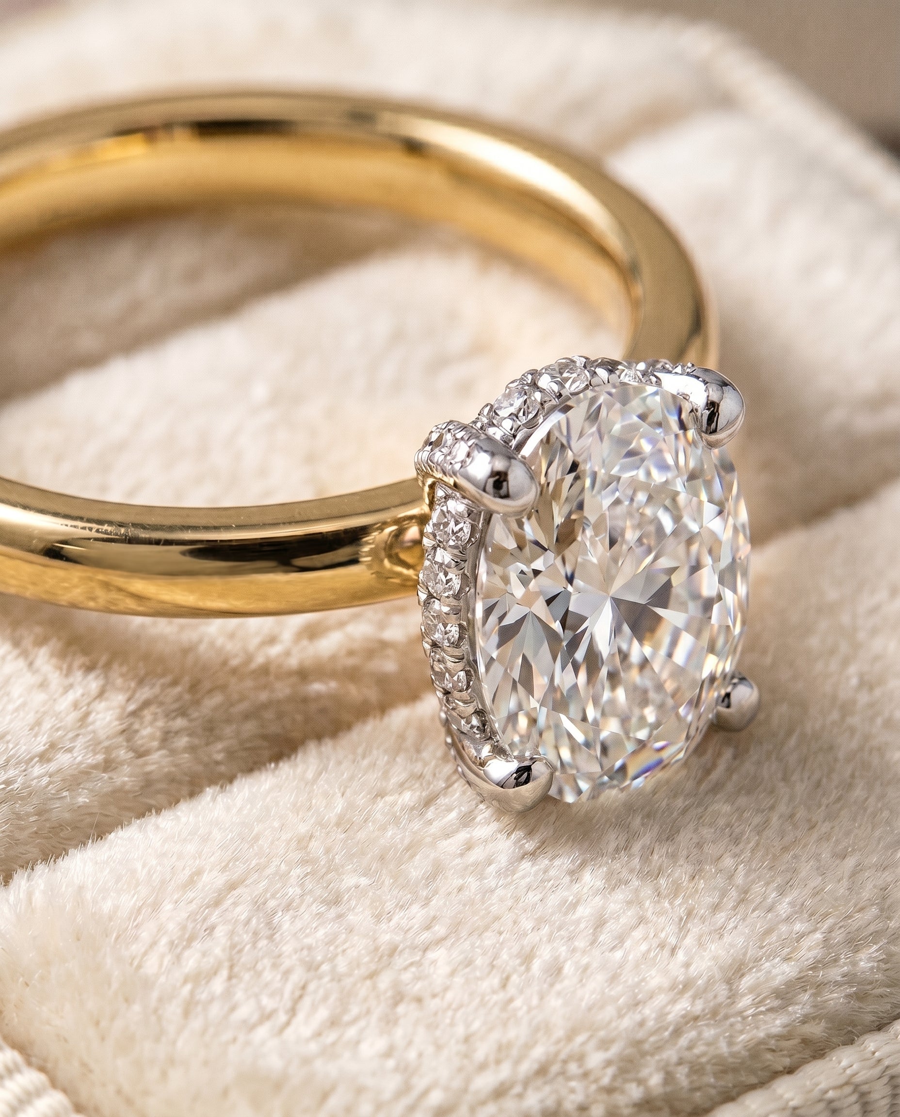 18K Yellow Gold band of The Annabelle oval engagement ring setting | RockHer