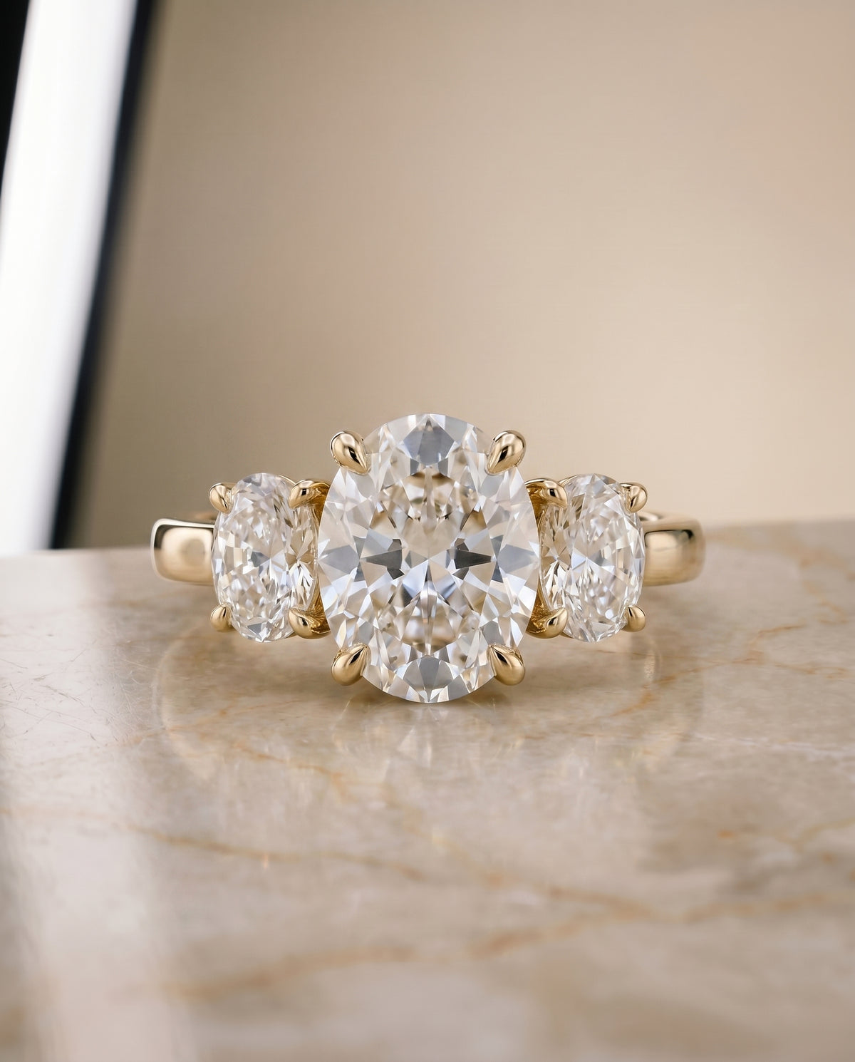 The Avery round engagement ring setting in 18K Yellow Gold | RockHer