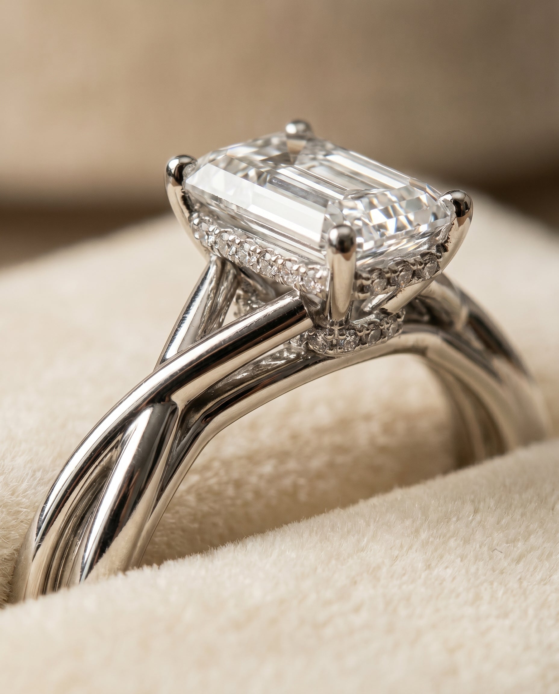 18K White Gold band of The Blondie emerald engagement ring setting | RockHer