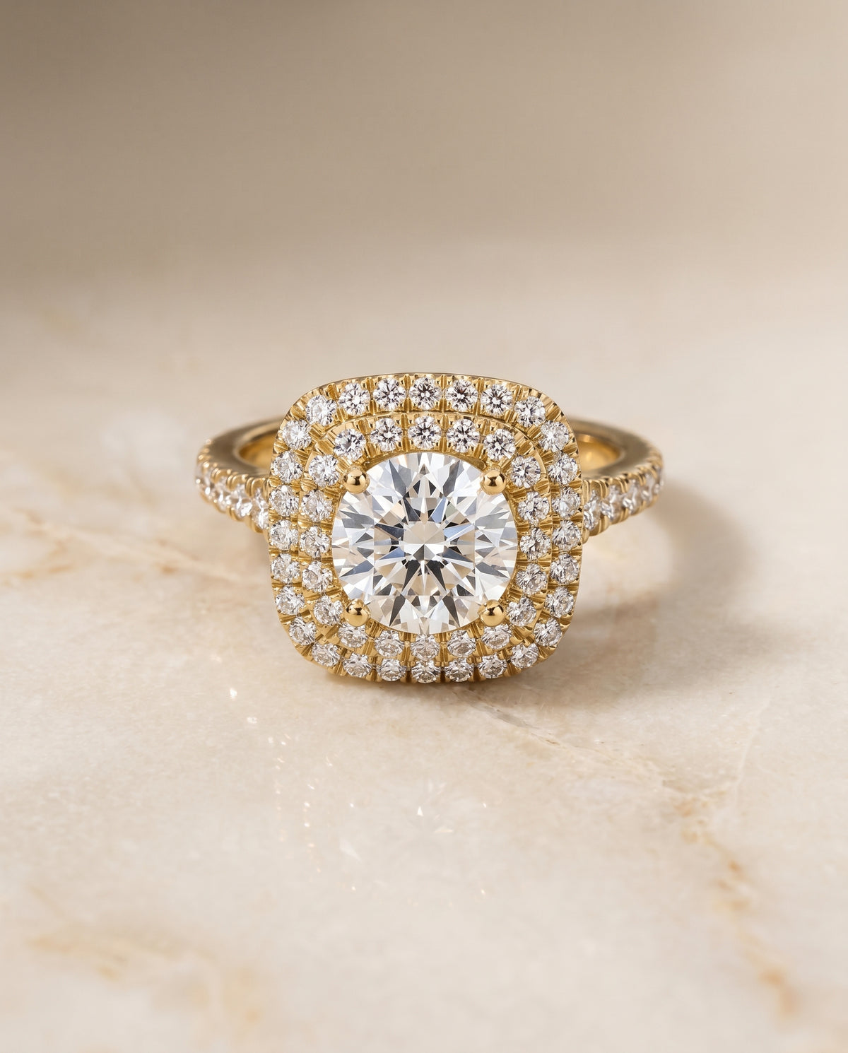 The Britney round engagement ring setting in 18K Yellow Gold | RockHer