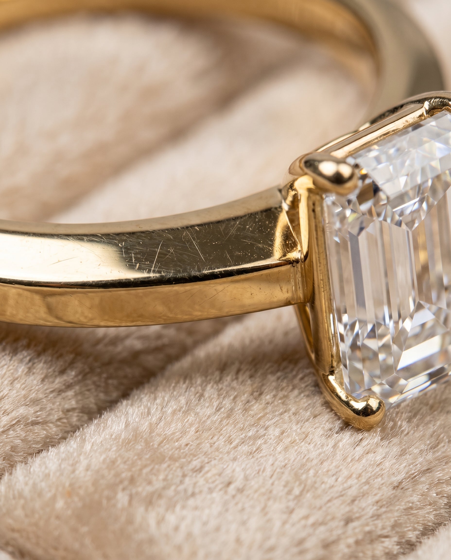 18K Yellow Gold band of The Carmen emerald engagement ring setting | RockHer