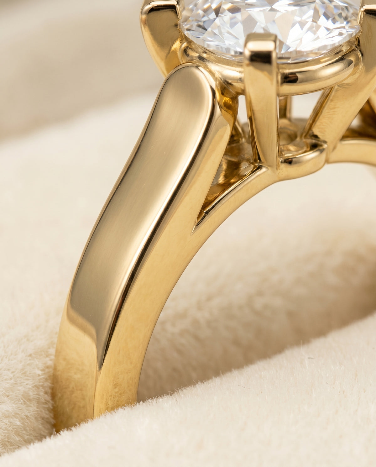 18K Yellow Gold band of The Charlotte round engagement ring setting | RockHer