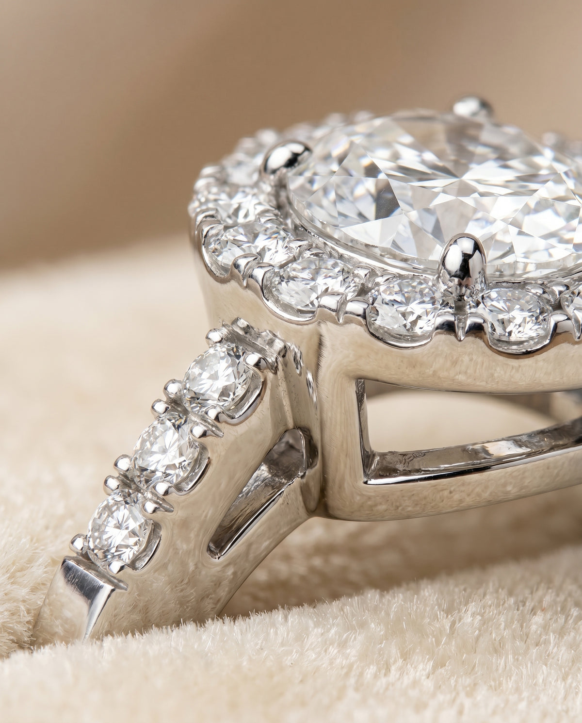 18K White Gold band of The Crimson oval engagement ring setting | RockHer
