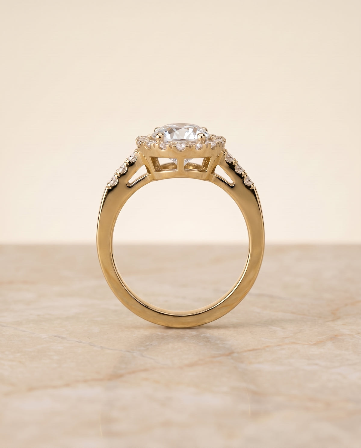 The Crimson setting for round diamonds, made to order in 18K Yellow Gold | RockHer