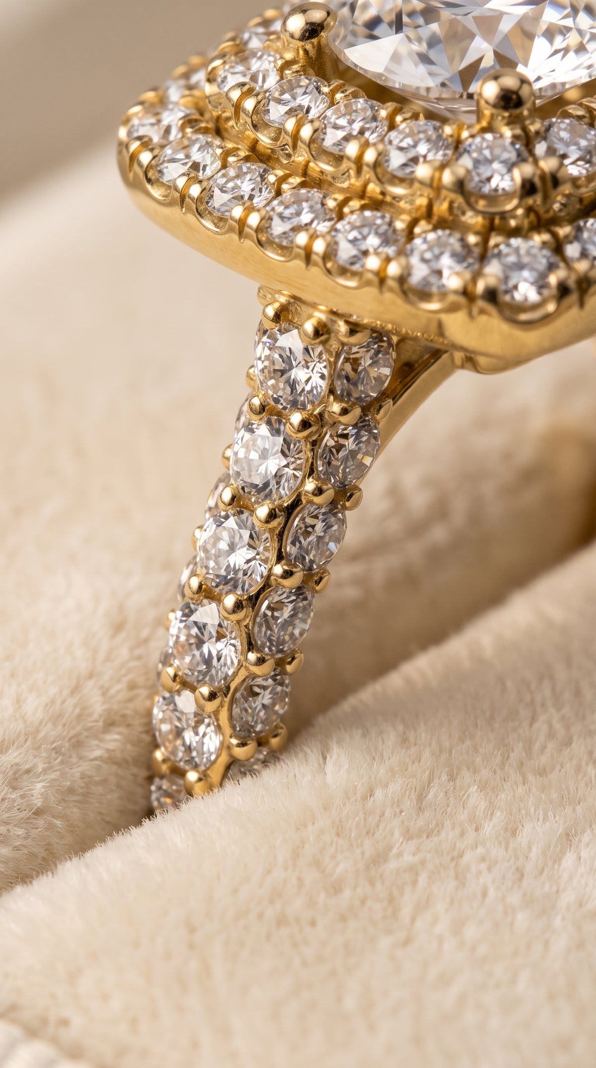 18K Yellow Gold band of The Dinah round engagement ring setting | RockHer
