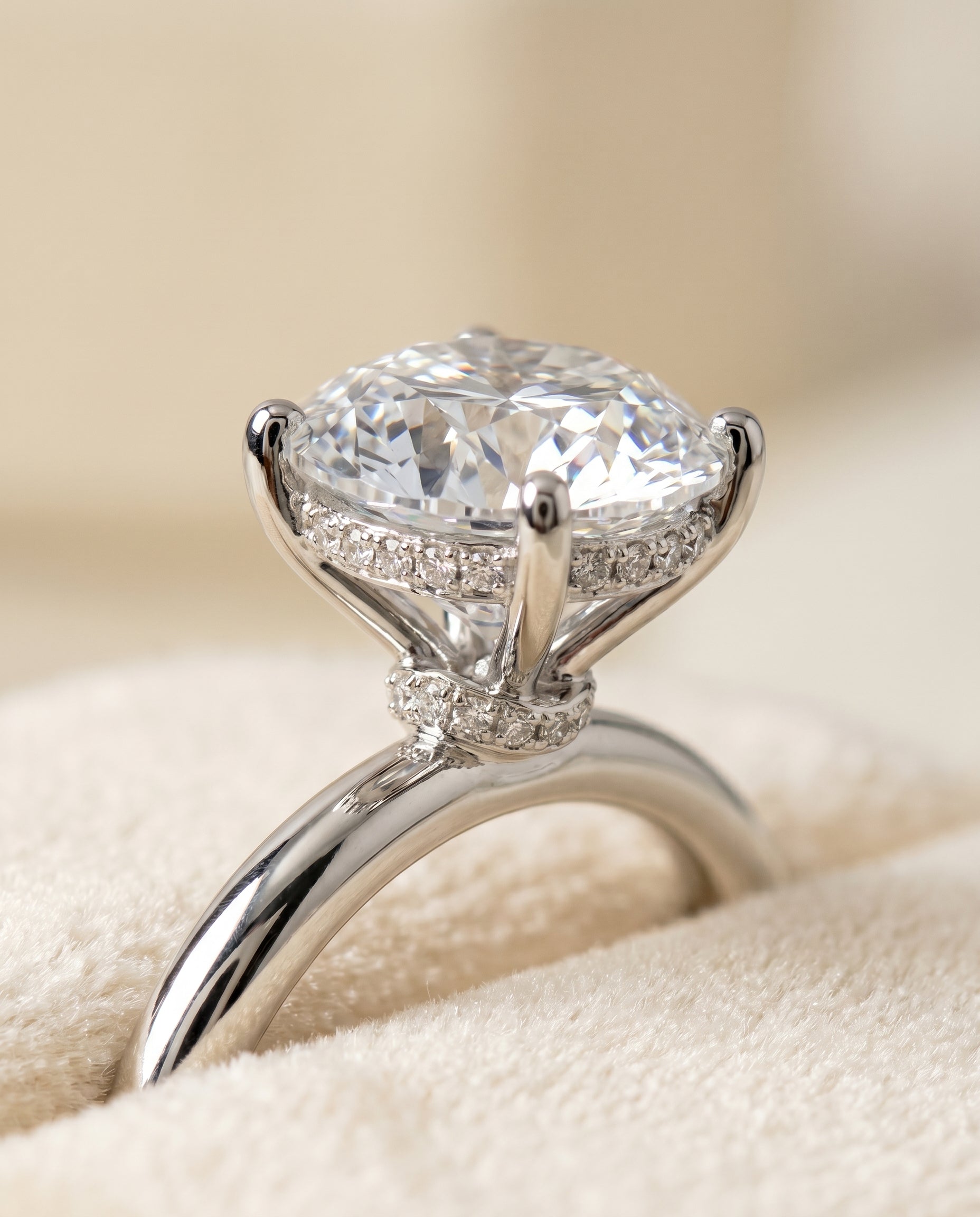 Platinum band of The Dolly emerald engagement ring setting | RockHer