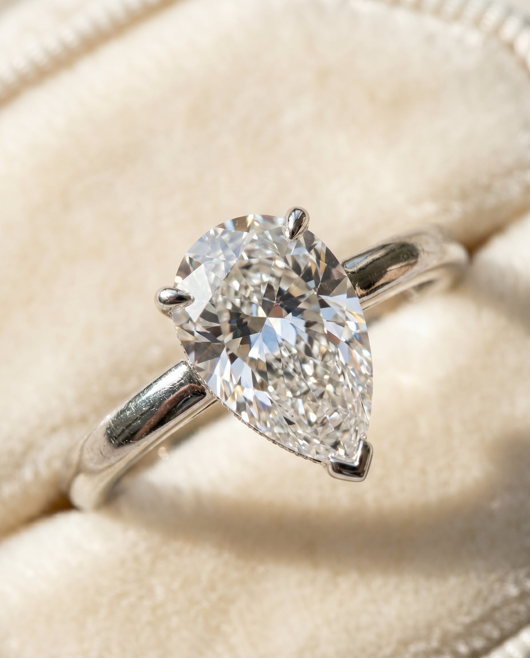 18K White Gold band of The Dolly princess engagement ring setting | RockHer