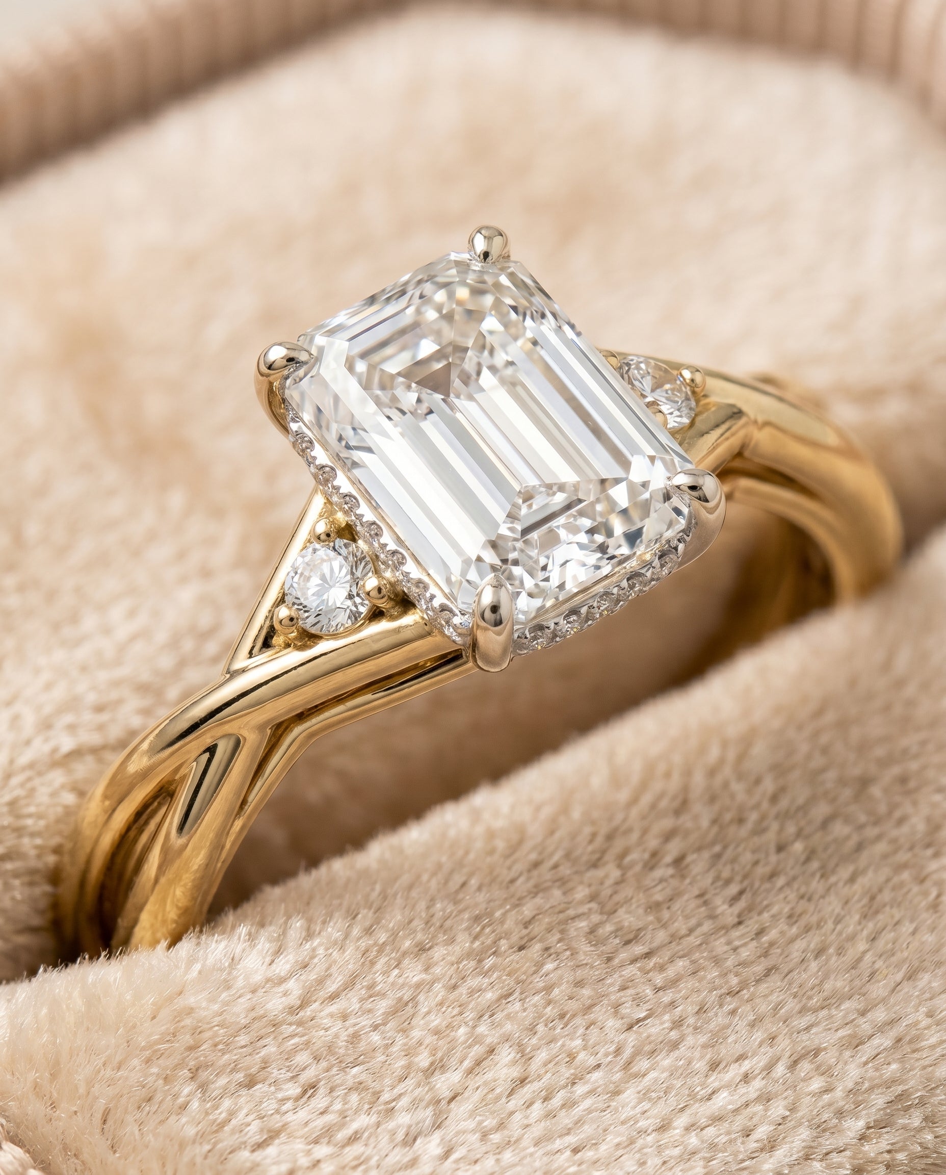 18K Yellow Gold band of The Dusty emerald engagement ring setting | RockHer