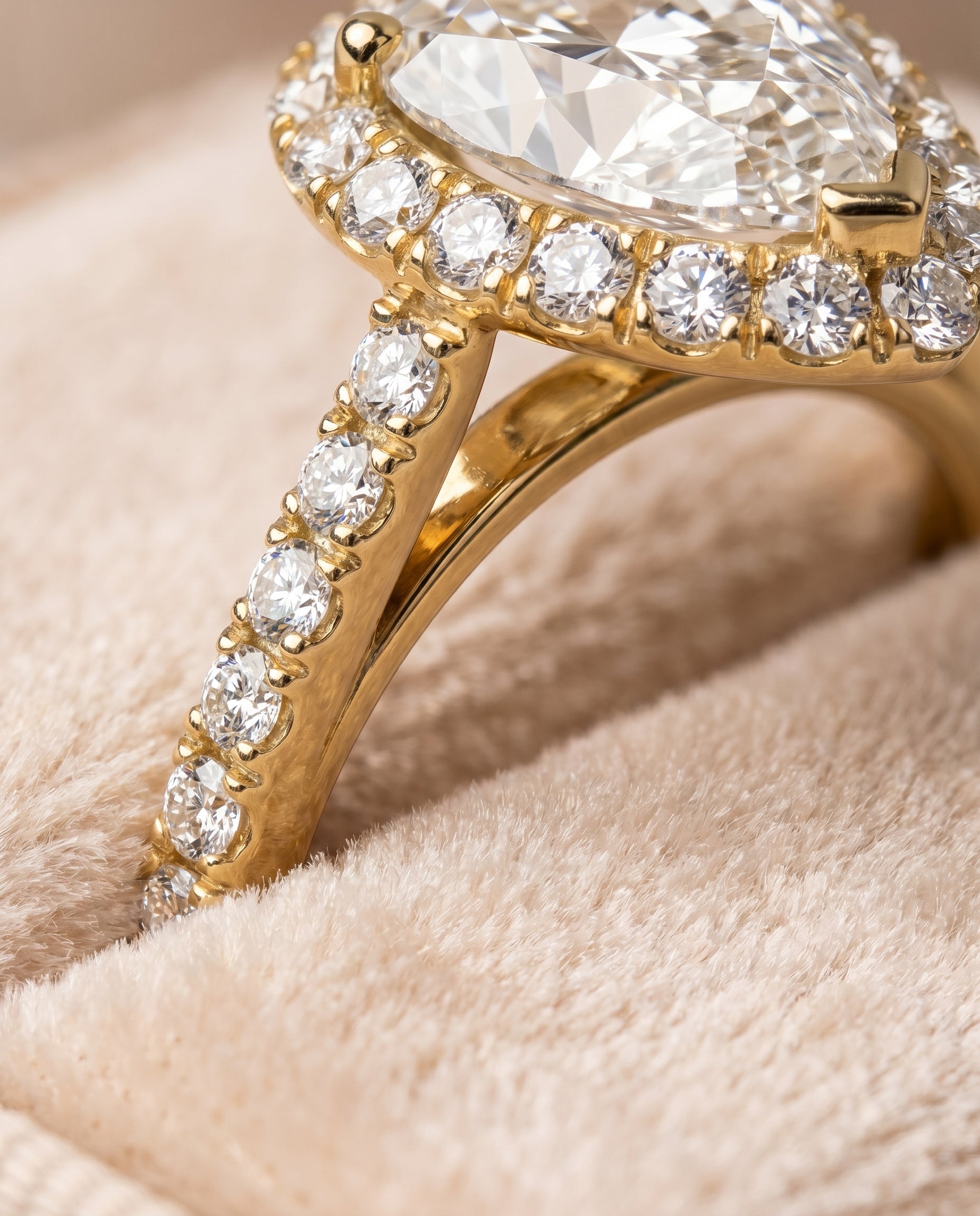 18K Yellow Gold band of The Dylan pear engagement ring setting | RockHer