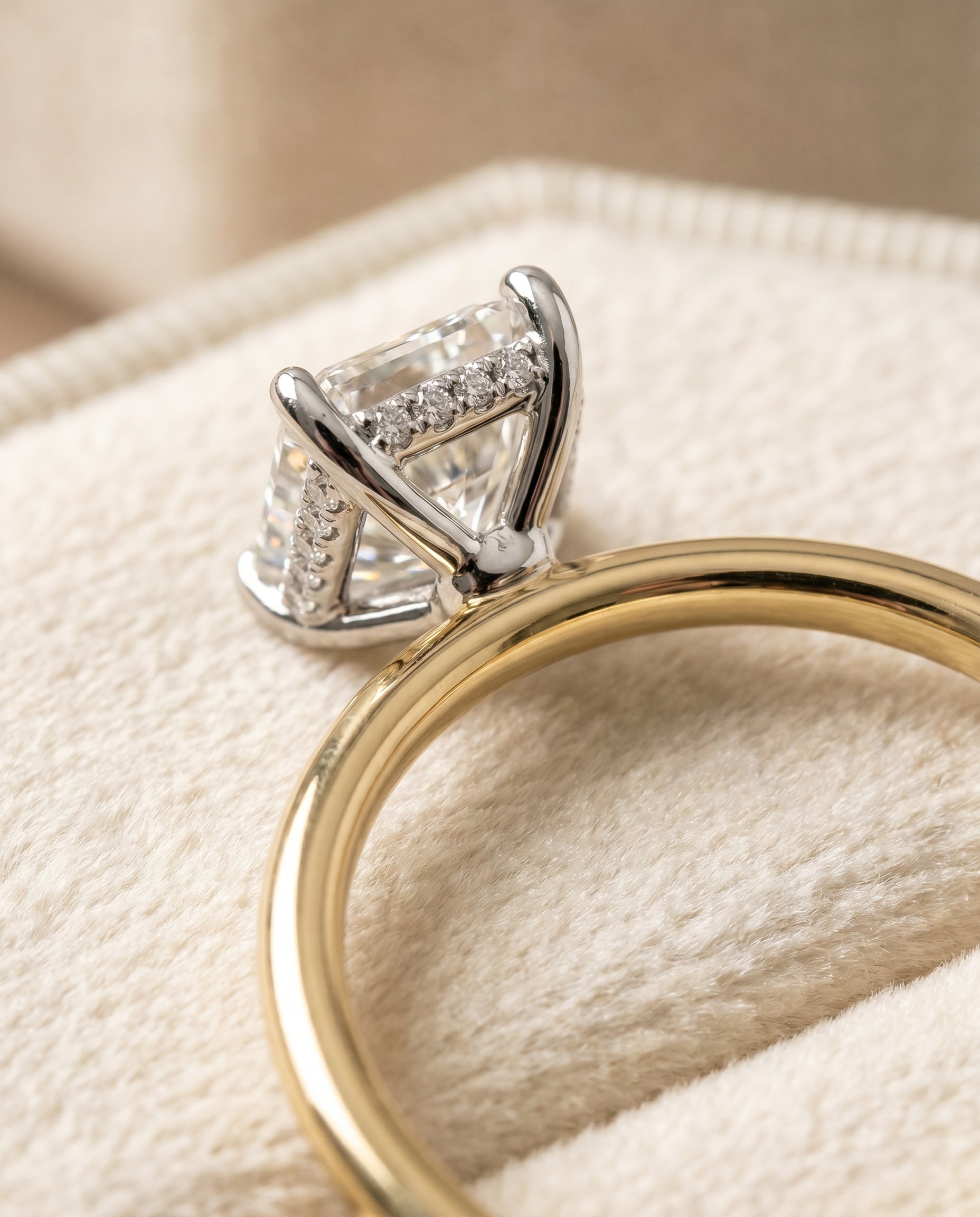 18K Yellow Gold band of The Eartha radiant engagement ring setting | RockHer
