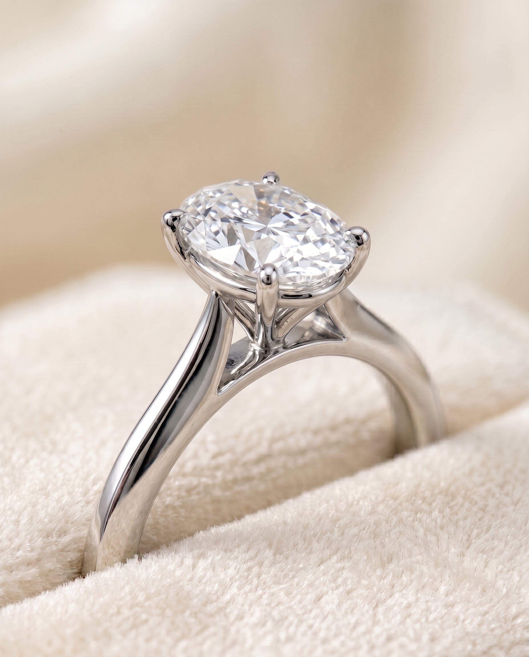Platinum band of The Elena oval engagement ring setting | RockHer