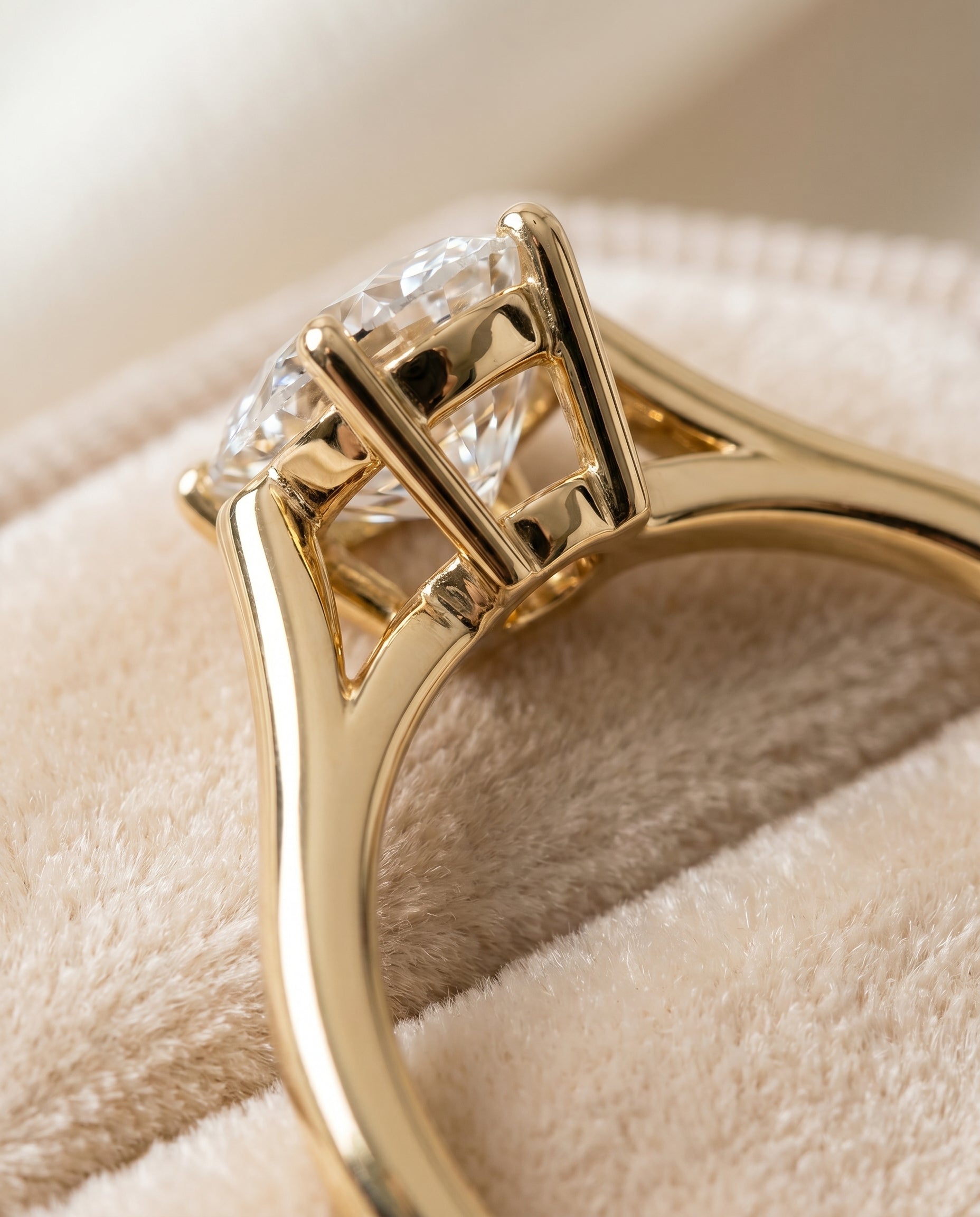 18K Yellow Gold band of The Ellie oval engagement ring setting | RockHer