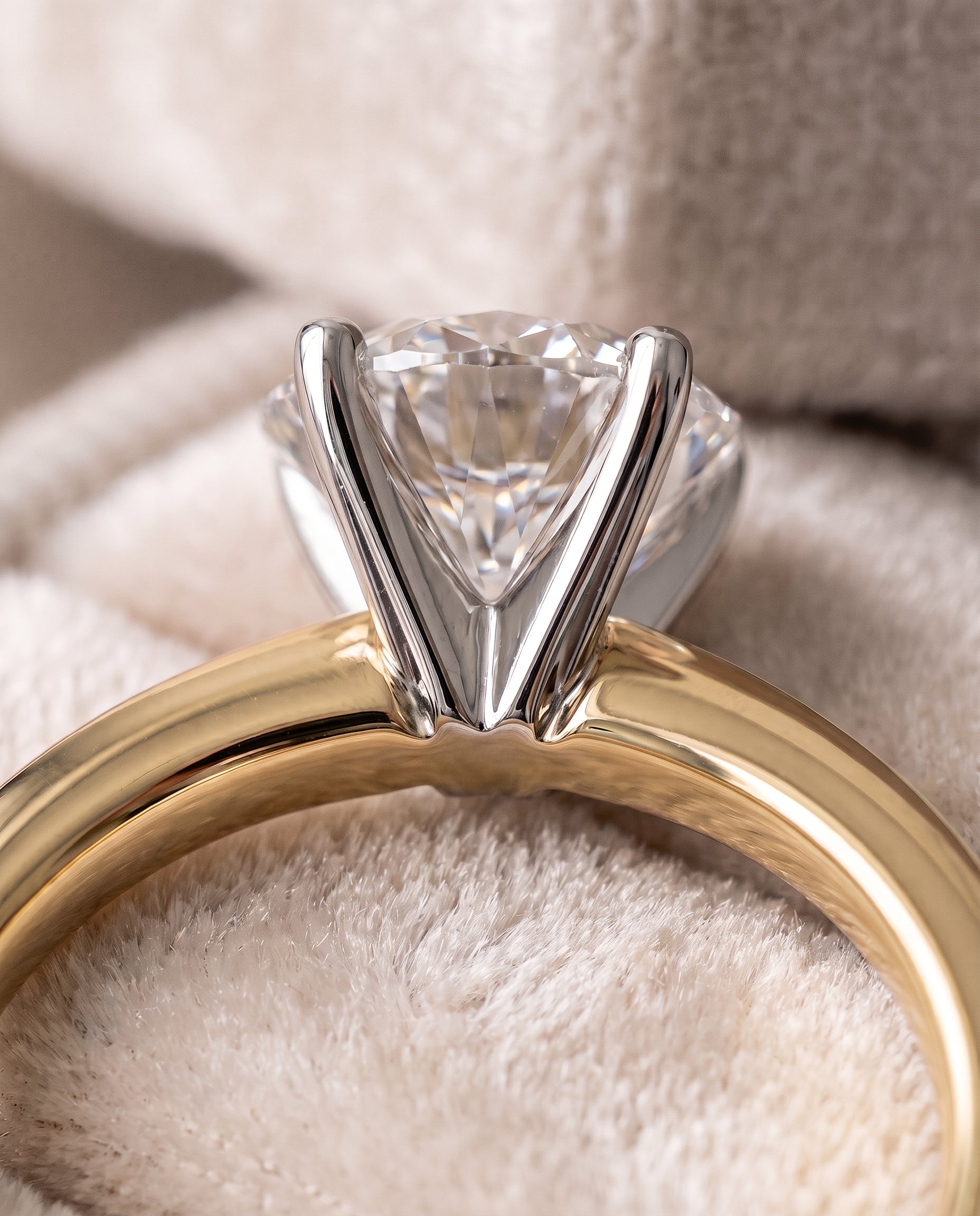 18K Yellow Gold band of The Floria round engagement ring setting | RockHer