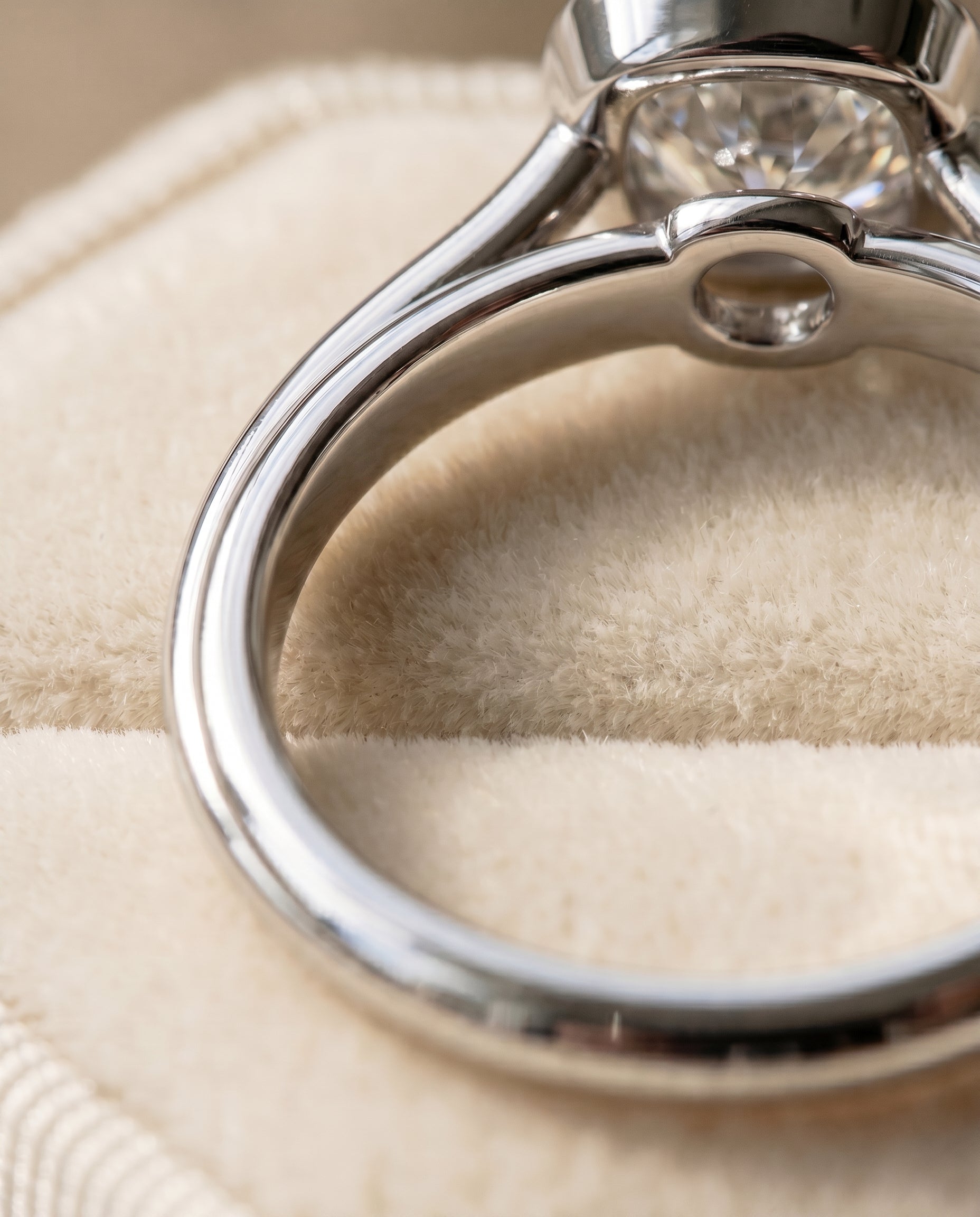 Platinum band of The Hayley cushion engagement ring setting | RockHer