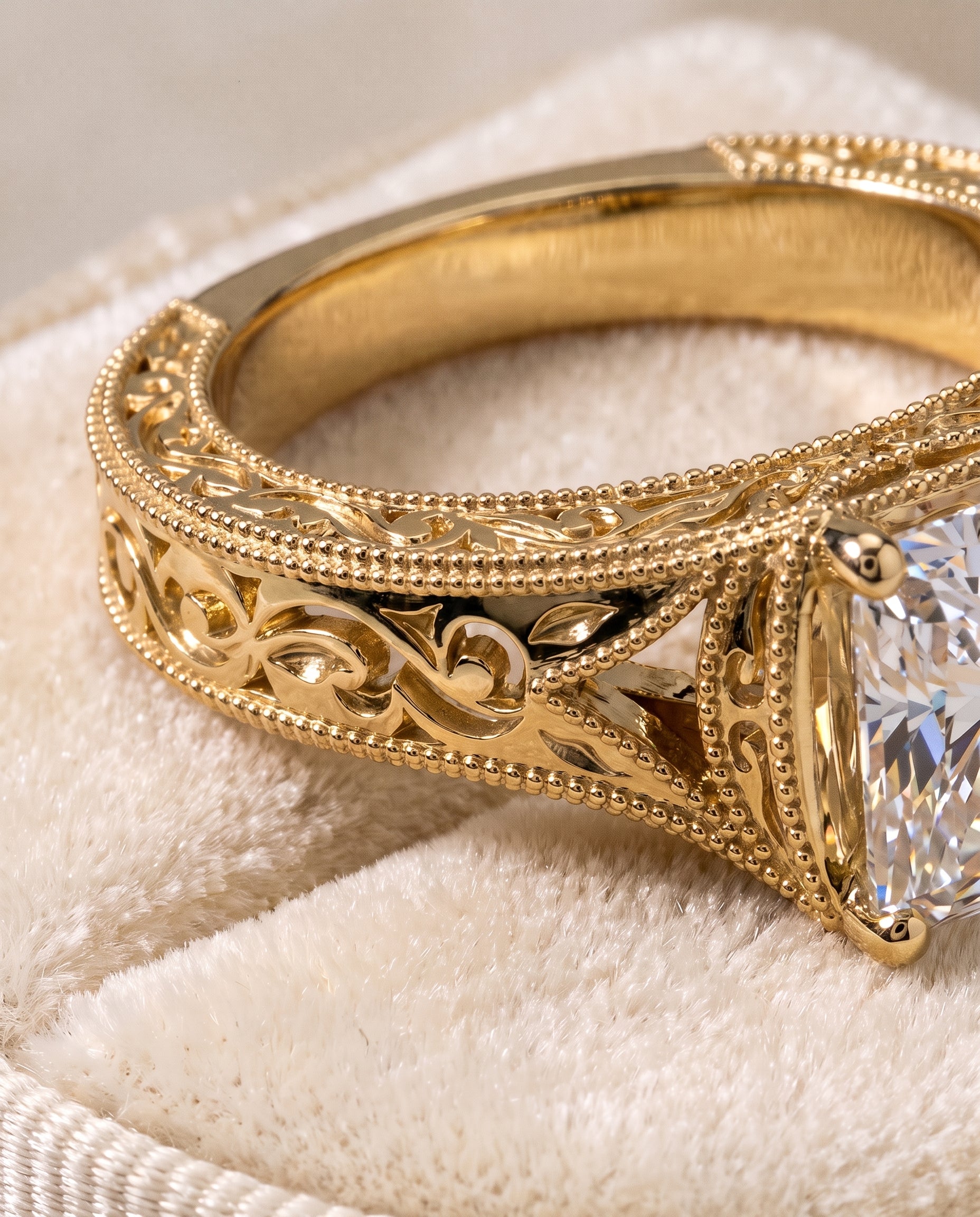 18K Yellow Gold band of The Janis radiant engagement ring setting | RockHer