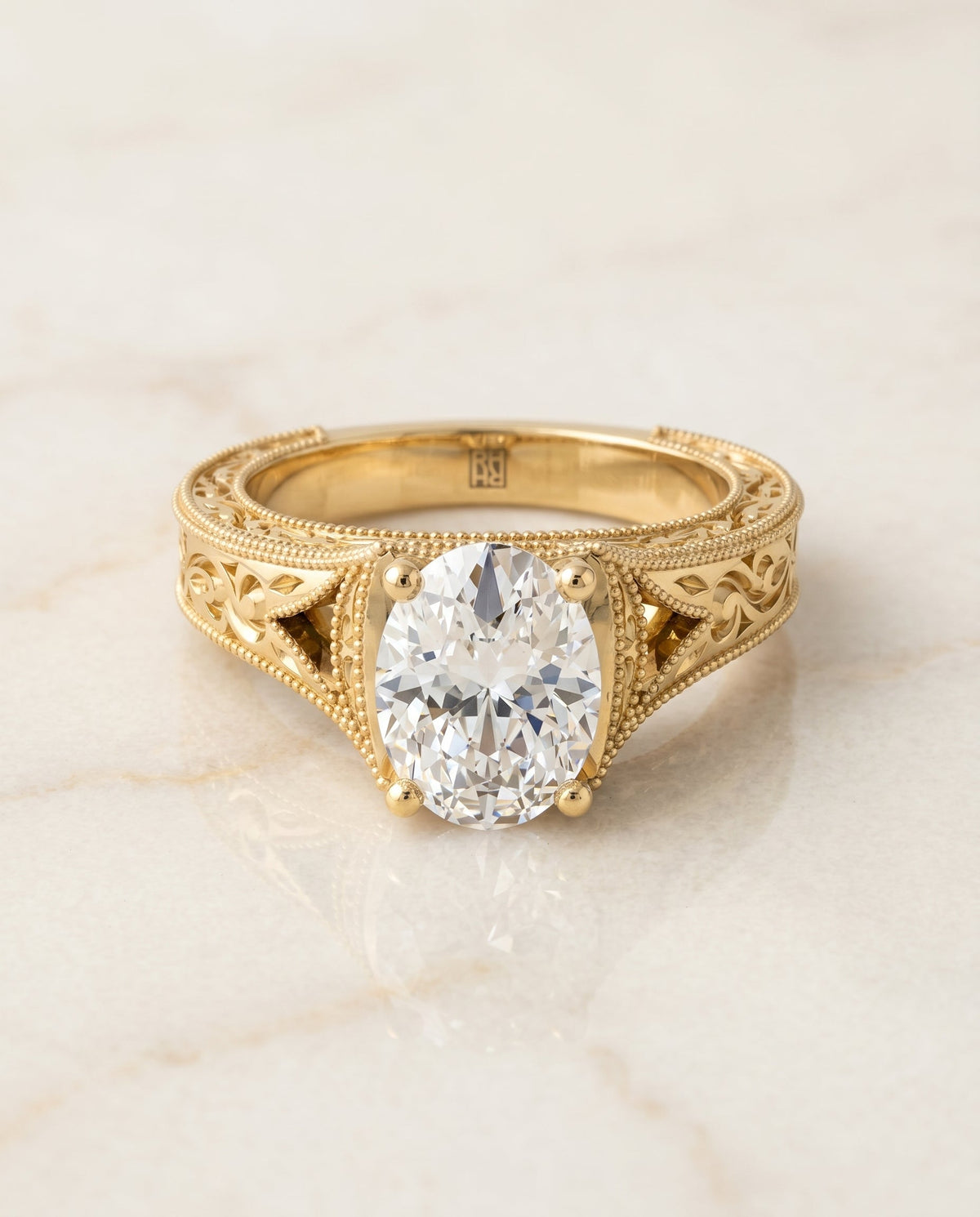 The Janis oval engagement ring setting in 18K Yellow Gold | RockHer