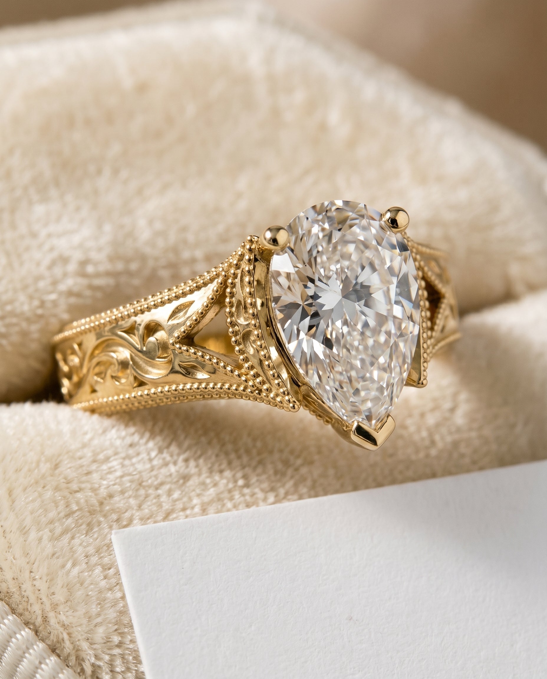 18K Yellow Gold band of The Janis pear engagement ring setting | RockHer