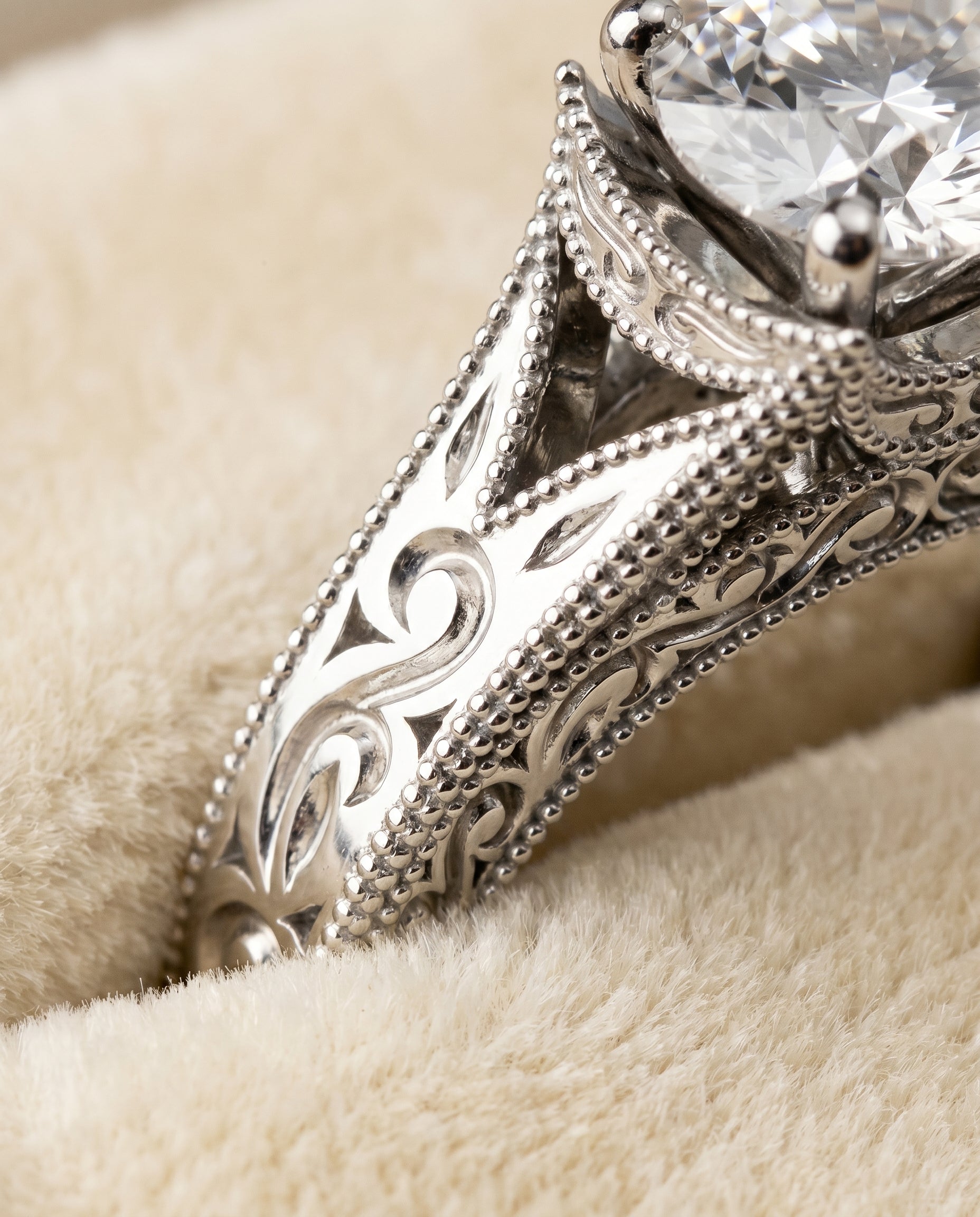 Platinum band of The Janis round engagement ring setting | RockHer