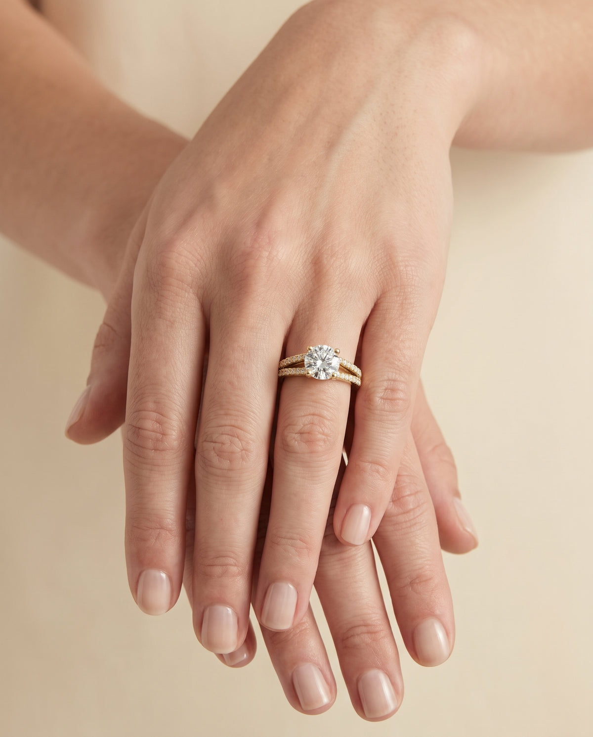 The Jessie Split Shank French Pavé Round Engagement Ring Setting in 18K Yellow Gold