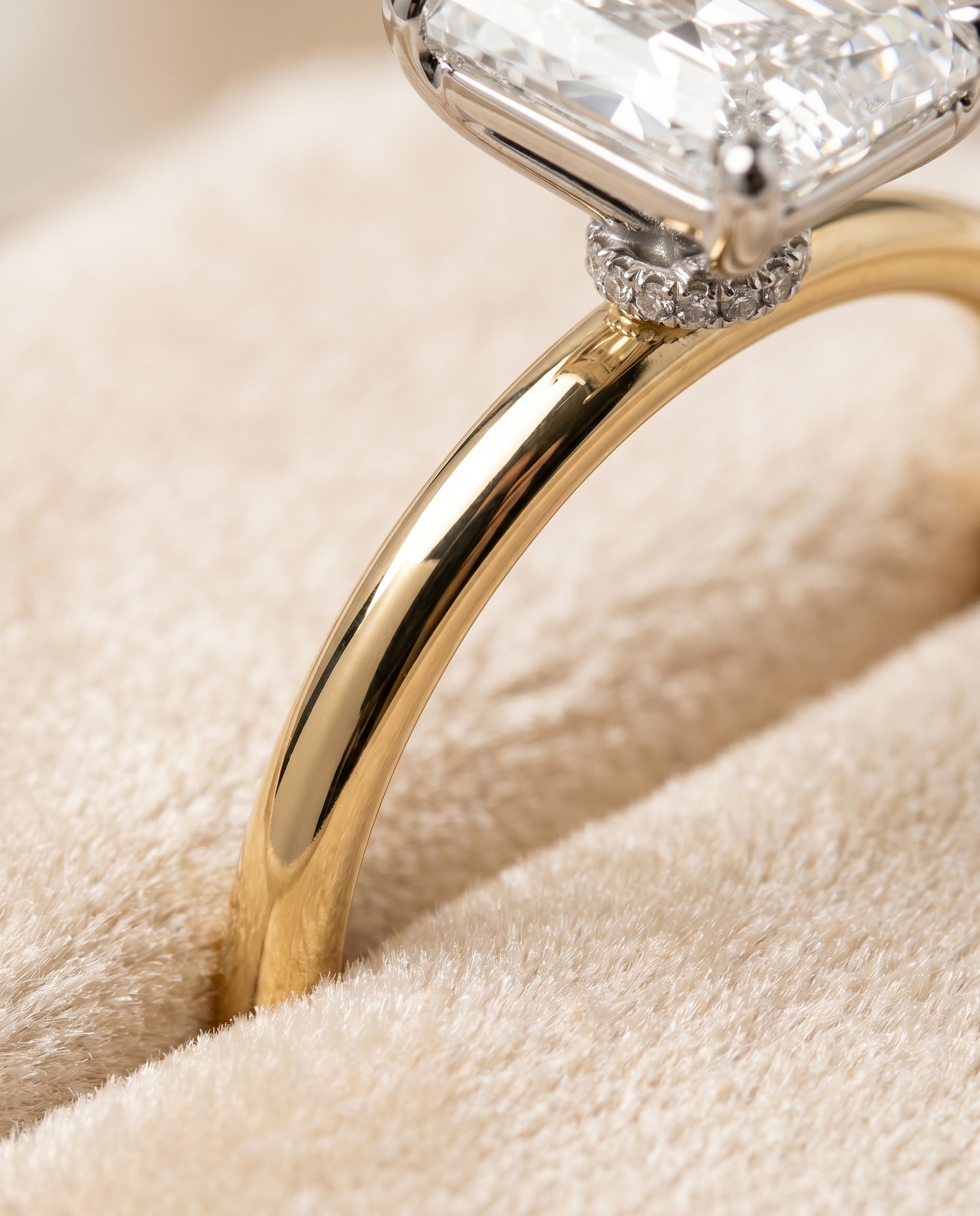 18K Yellow Gold band of The Joni radiant engagement ring setting | RockHer