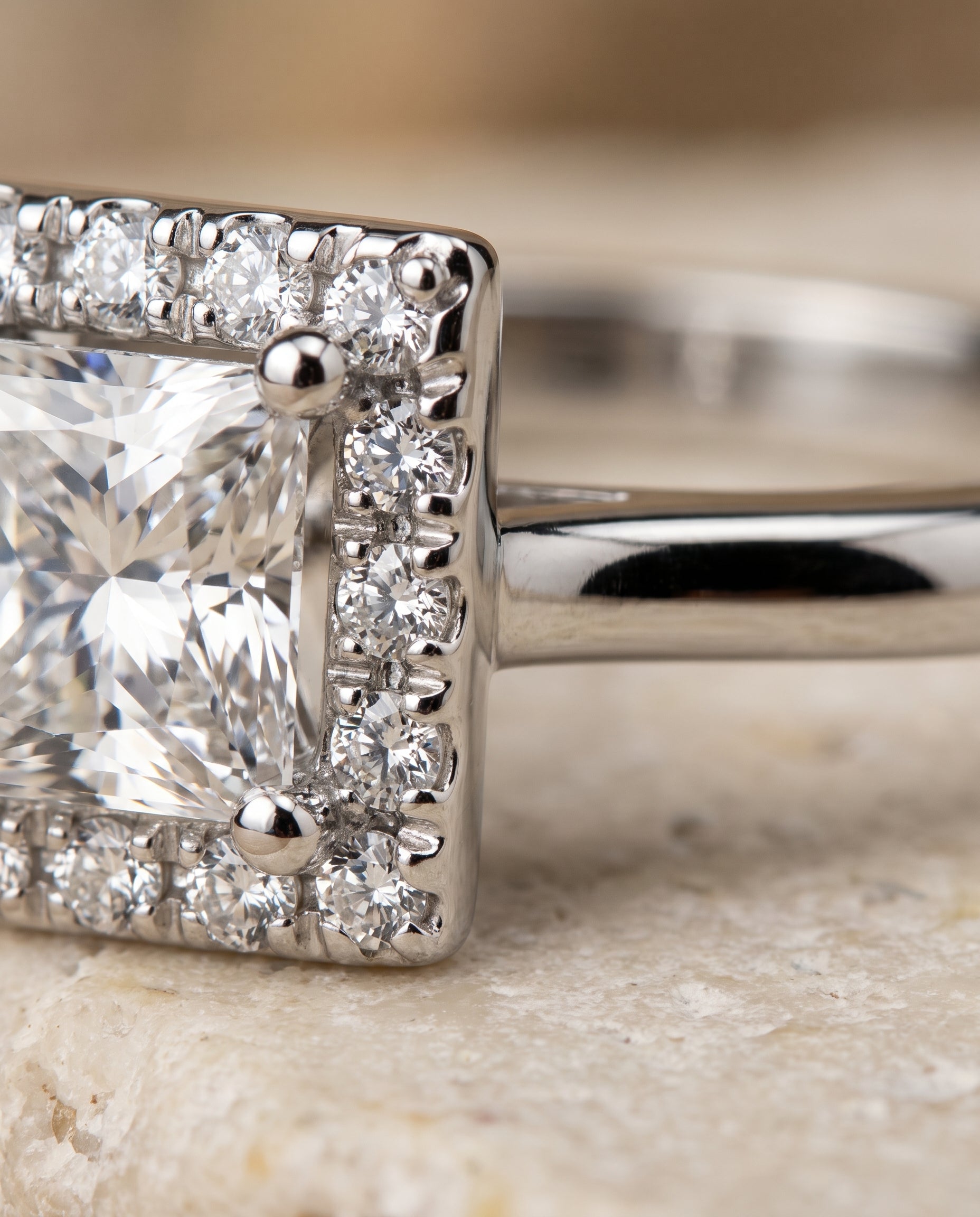 Platinum band of The Kate princess engagement ring setting | RockHer