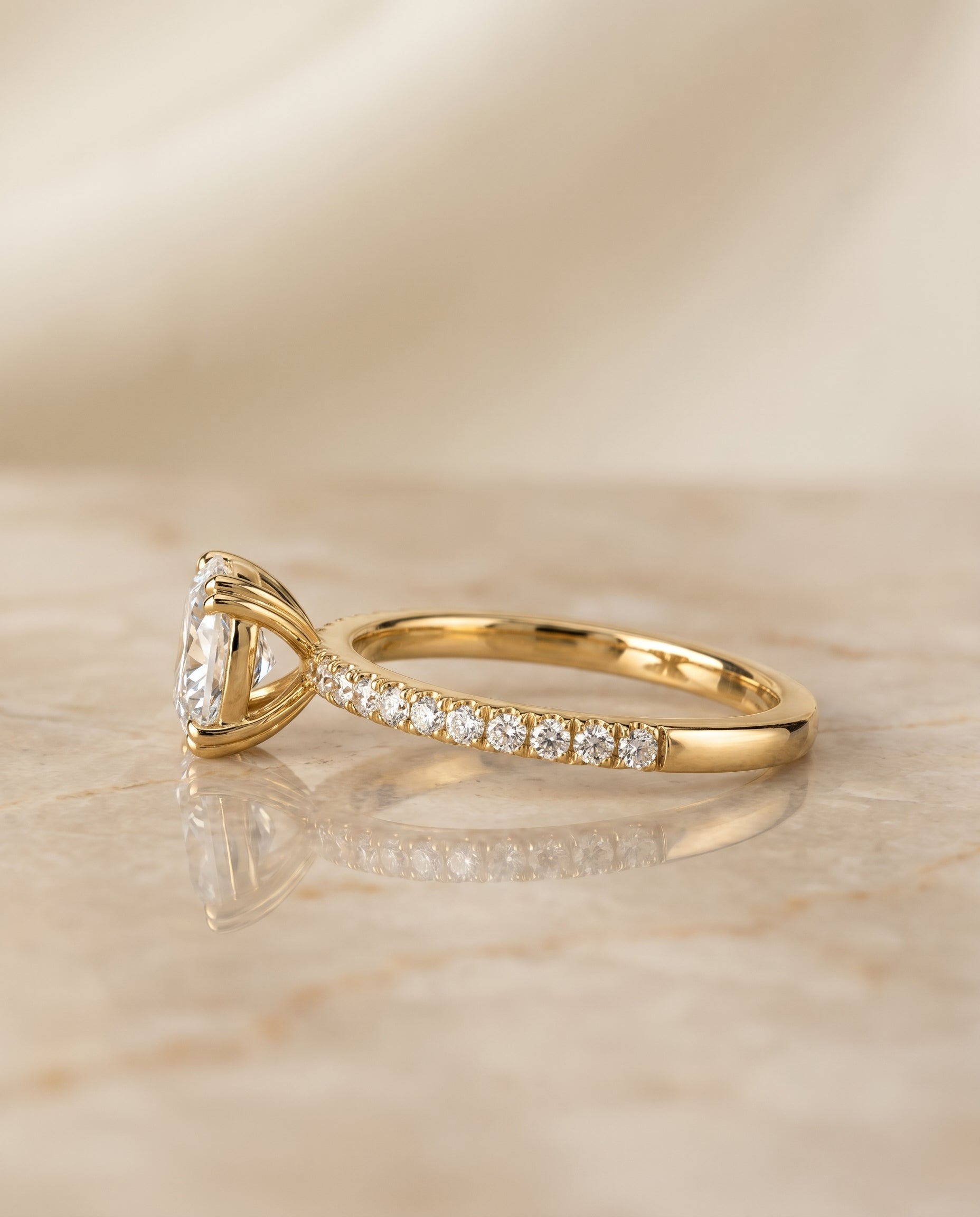 The Kelly setting for cushion diamonds, made to order in 18K Yellow Gold | RockHer